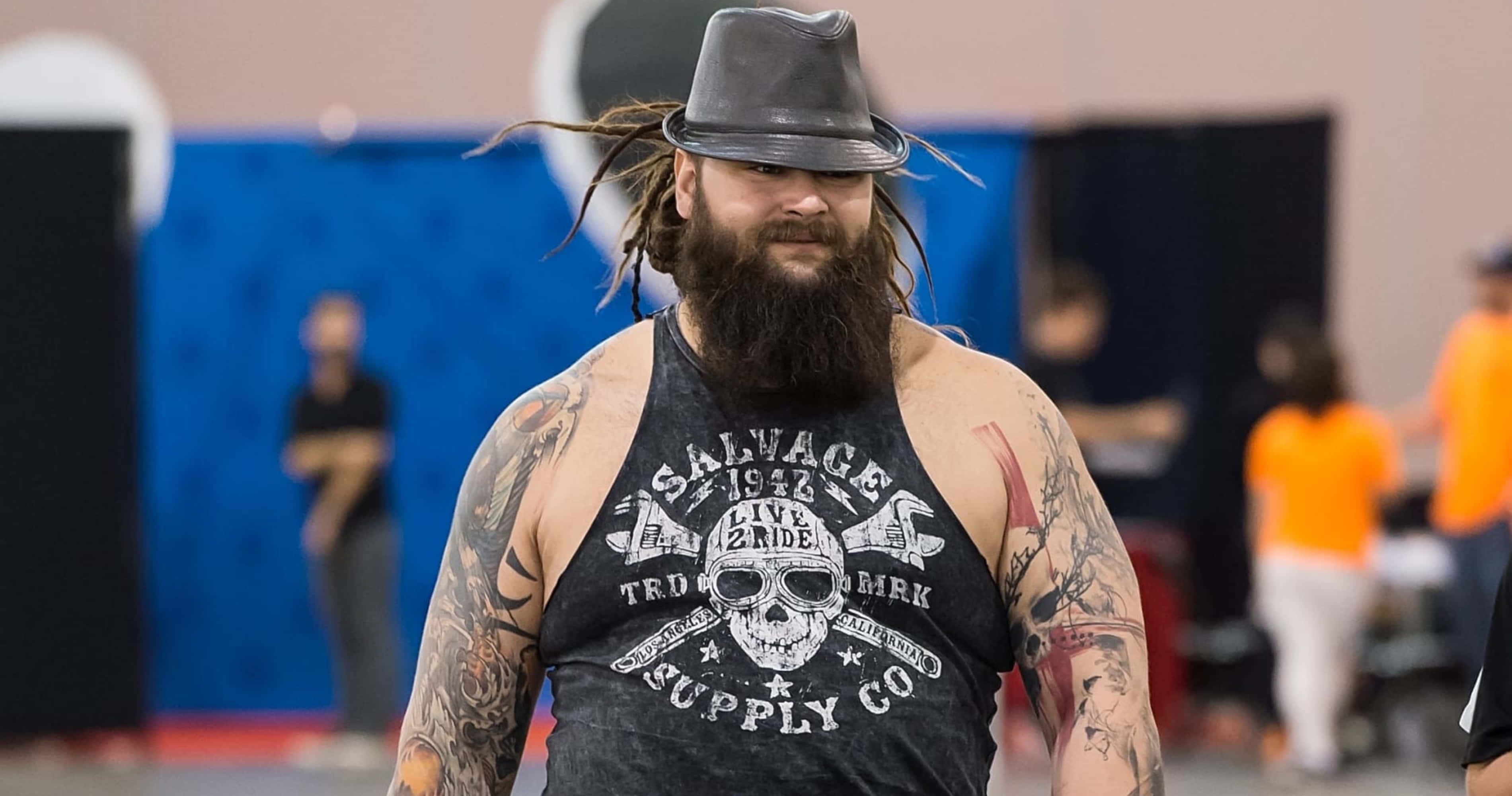 Black Hat Road Dogg, fedora, dreadlocks, 2K Desktop Wallpaper