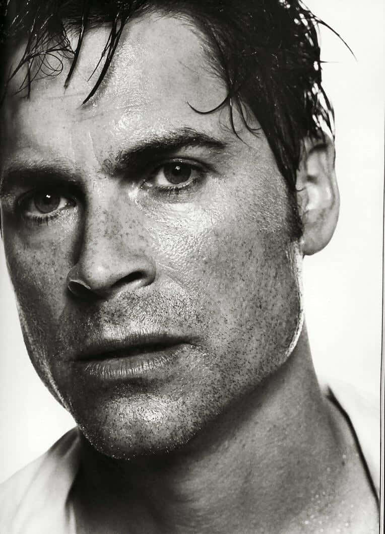 Rob Lowe, black and white portrait, wet hair, SD Phone Wallpaper