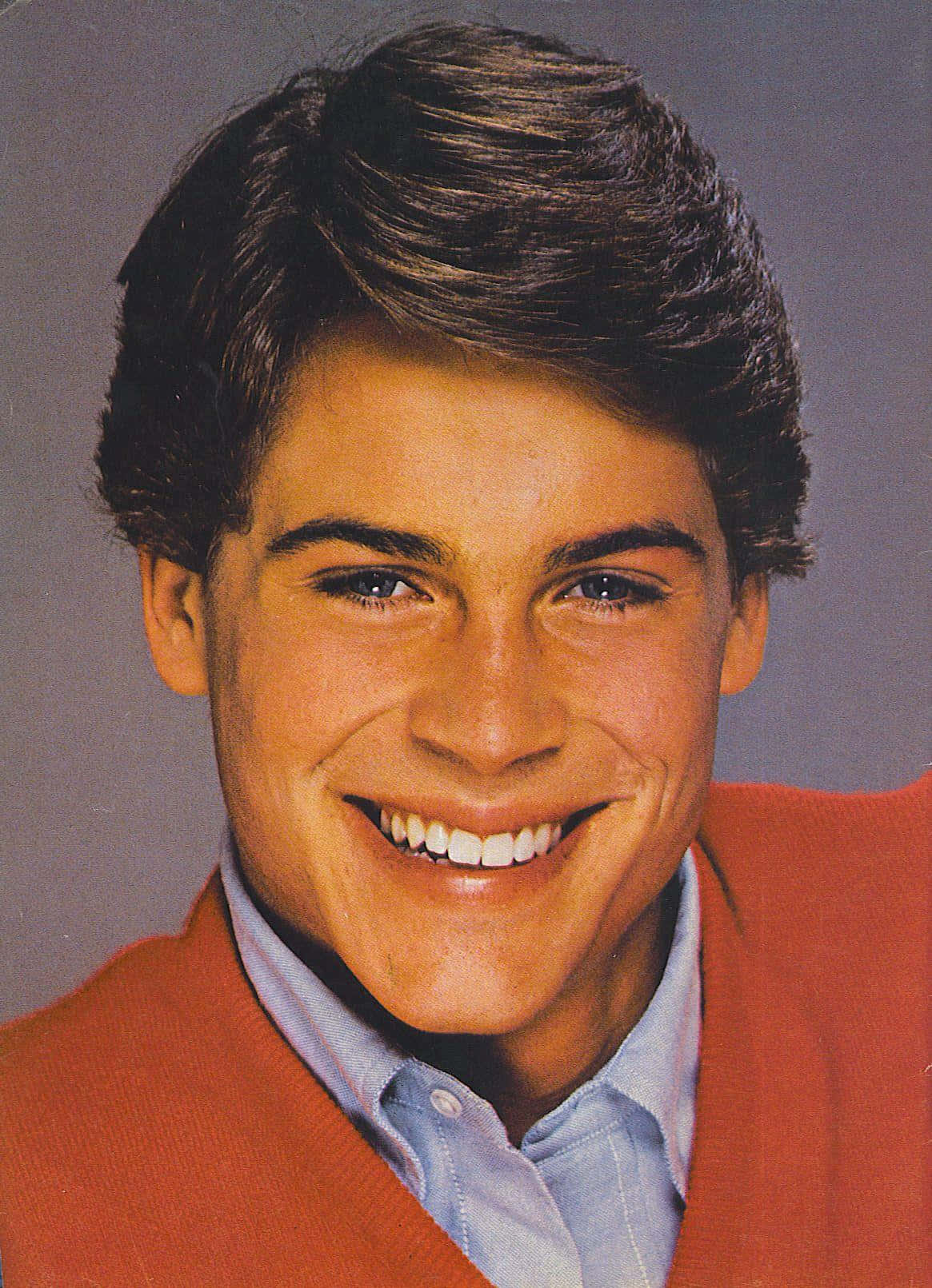 Rob Lowe, red cardigan, light blue shirt, HD Phone Wallpaper