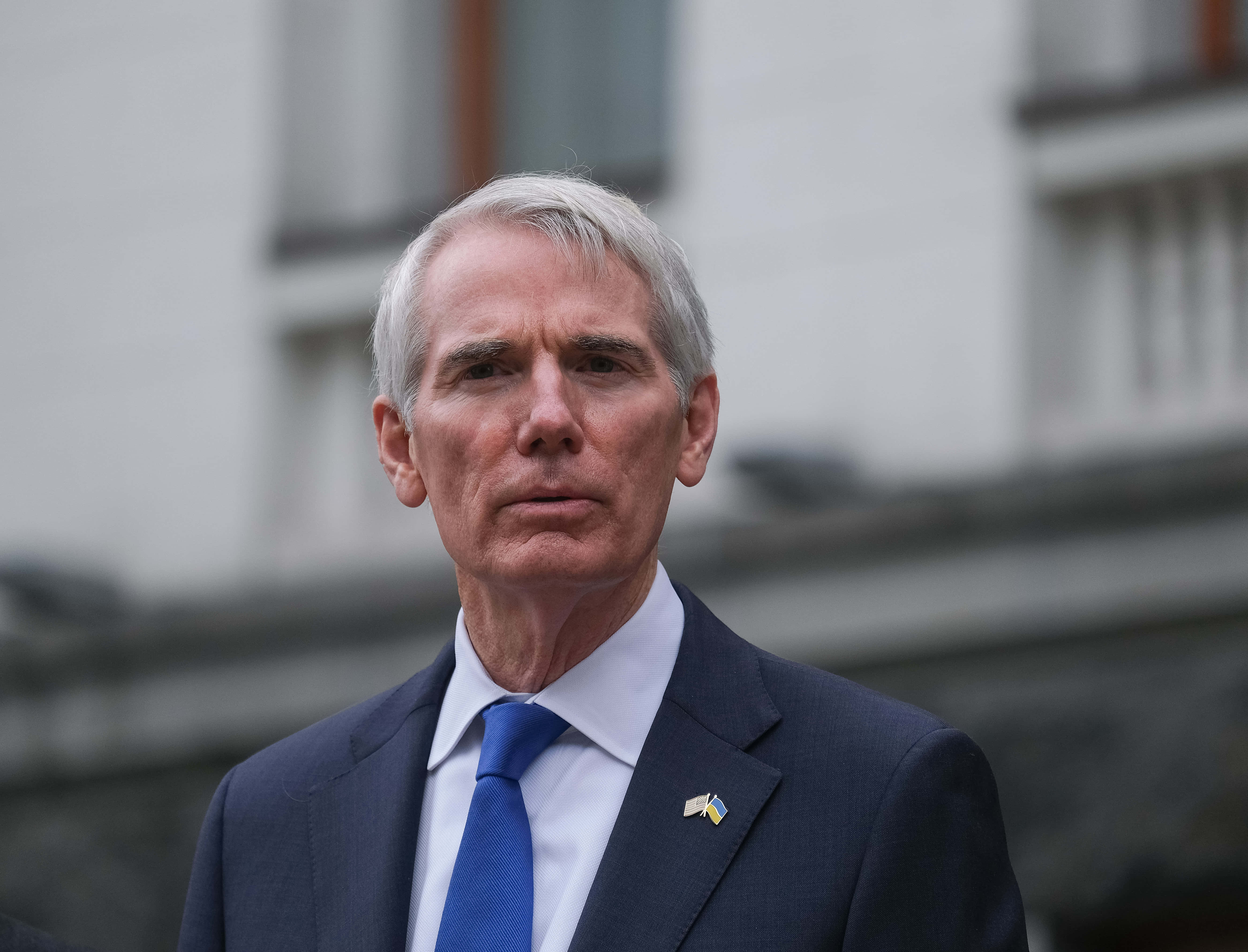 Rob Portman, gray hair, dark suit, 5K Desktop Wallpaper