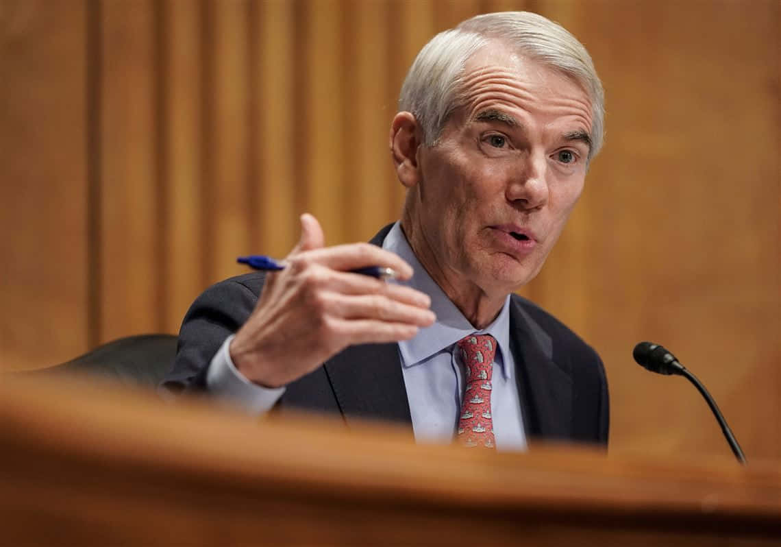 Rob Portman, podium, wooden podium, SD Desktop Wallpaper