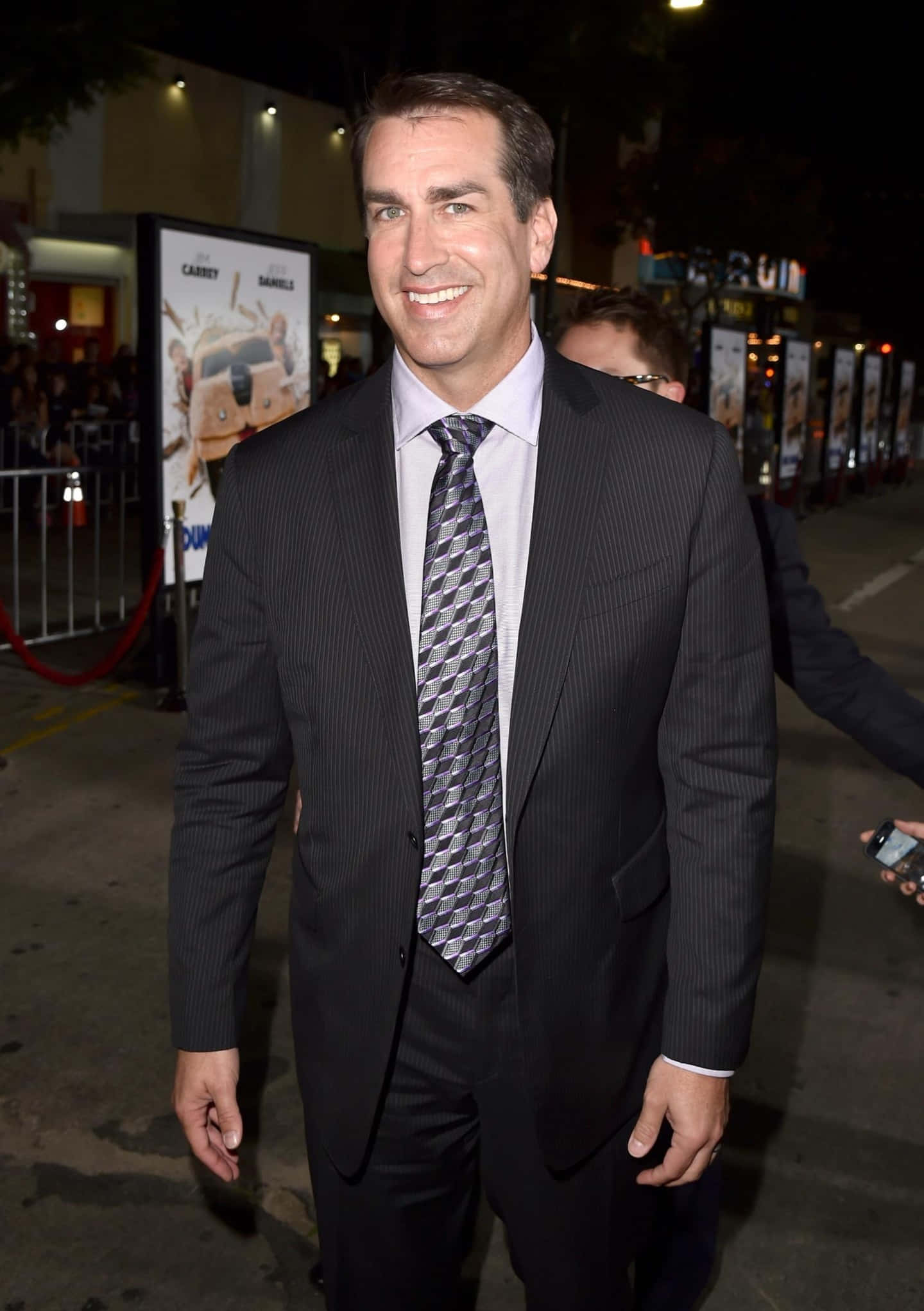 Rob Riggle, pinstripe suit, patterned tie, Full HD Phone Wallpaper