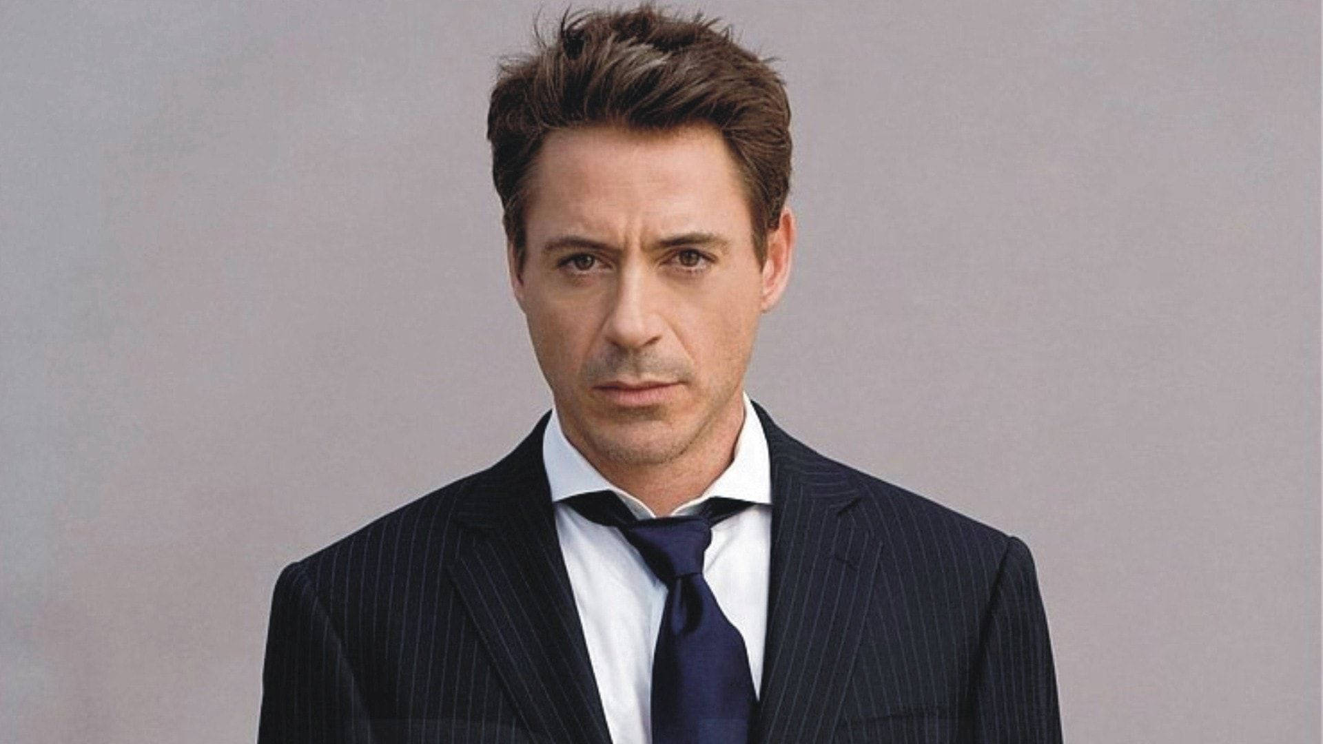 Robert Downey Jr, blue tie, dark pinstripe suit, Full HD Desktop Wallpaper