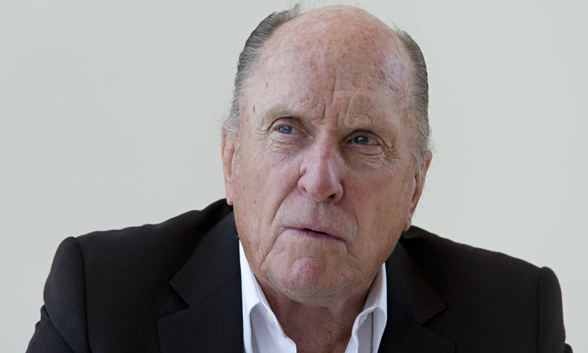 Robert Duvall, black suit, white shirt, Full HD Desktop Wallpaper