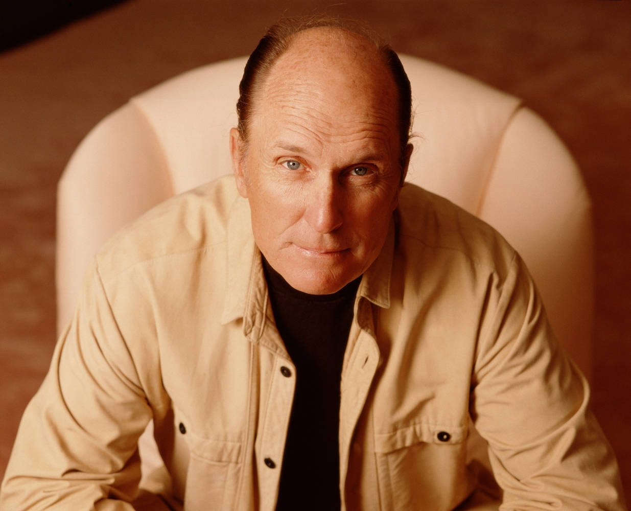 Robert Duvall, balding man, piercing blue eyes, SD Desktop Wallpaper
