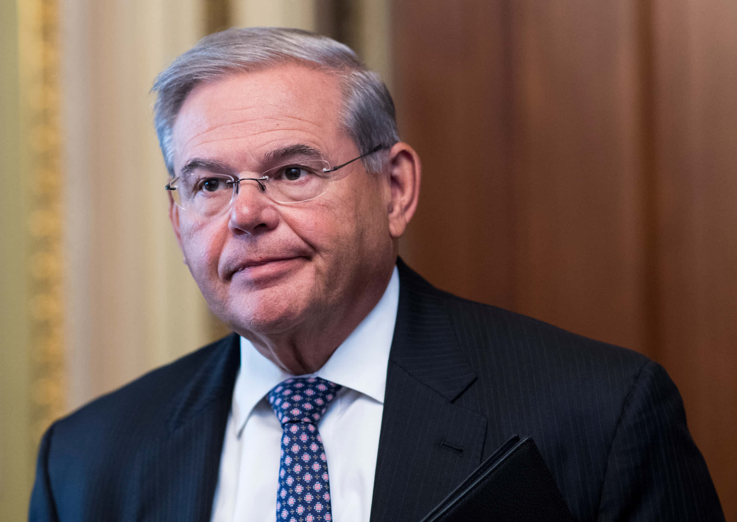 Robert Menendez, dark suit, patterned tie, Full HD Desktop Wallpaper