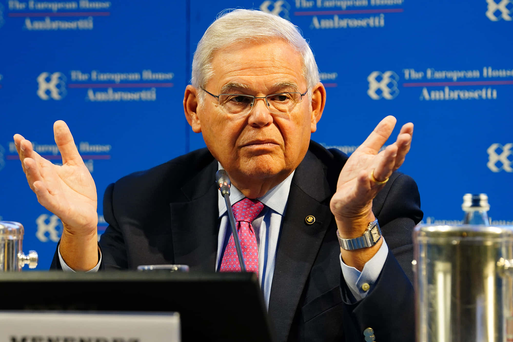 Robert Menendez, suit, glasses, Full HD Desktop Wallpaper