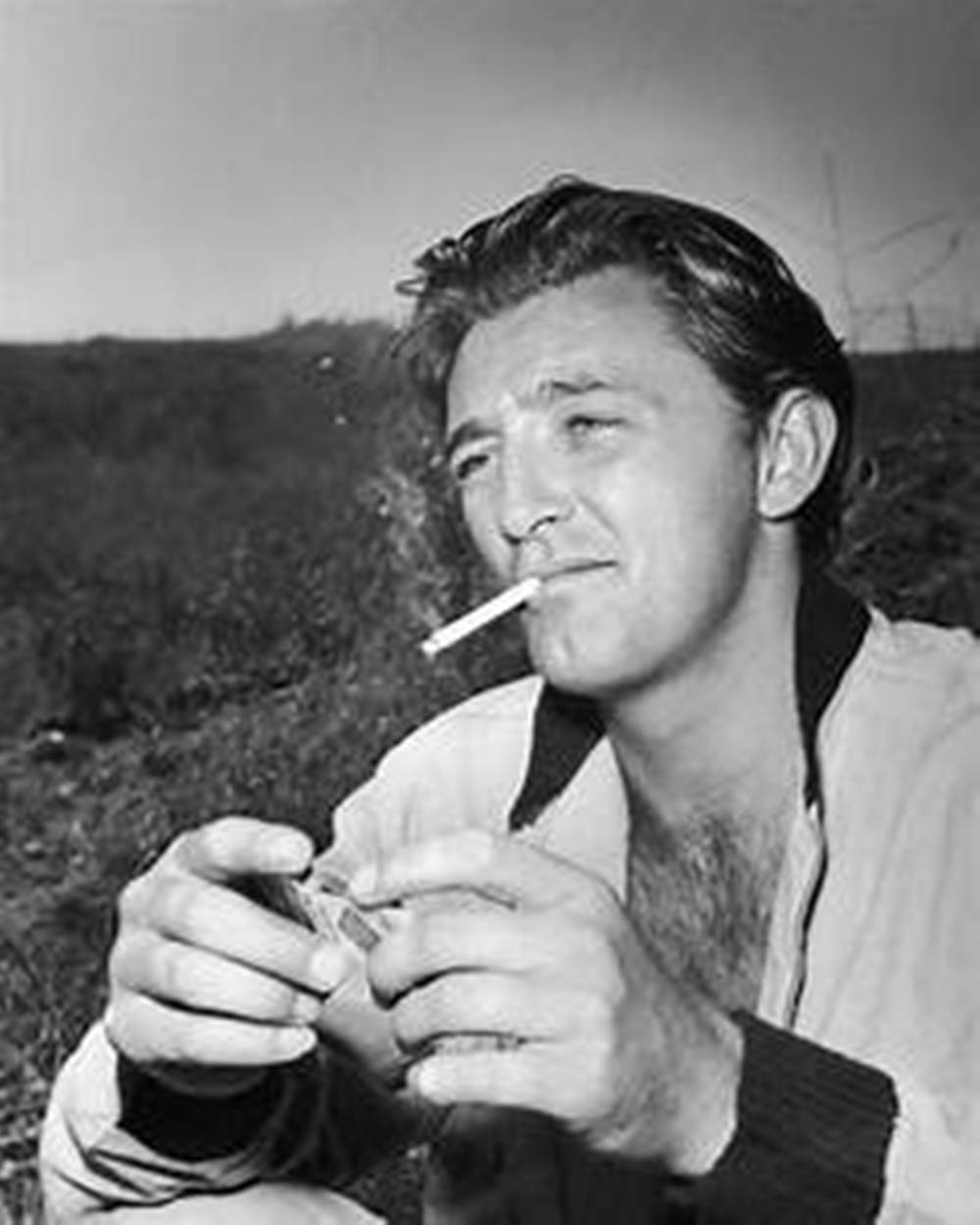 Robert Mitchum, smoking, mountains, SD Phone Wallpaper