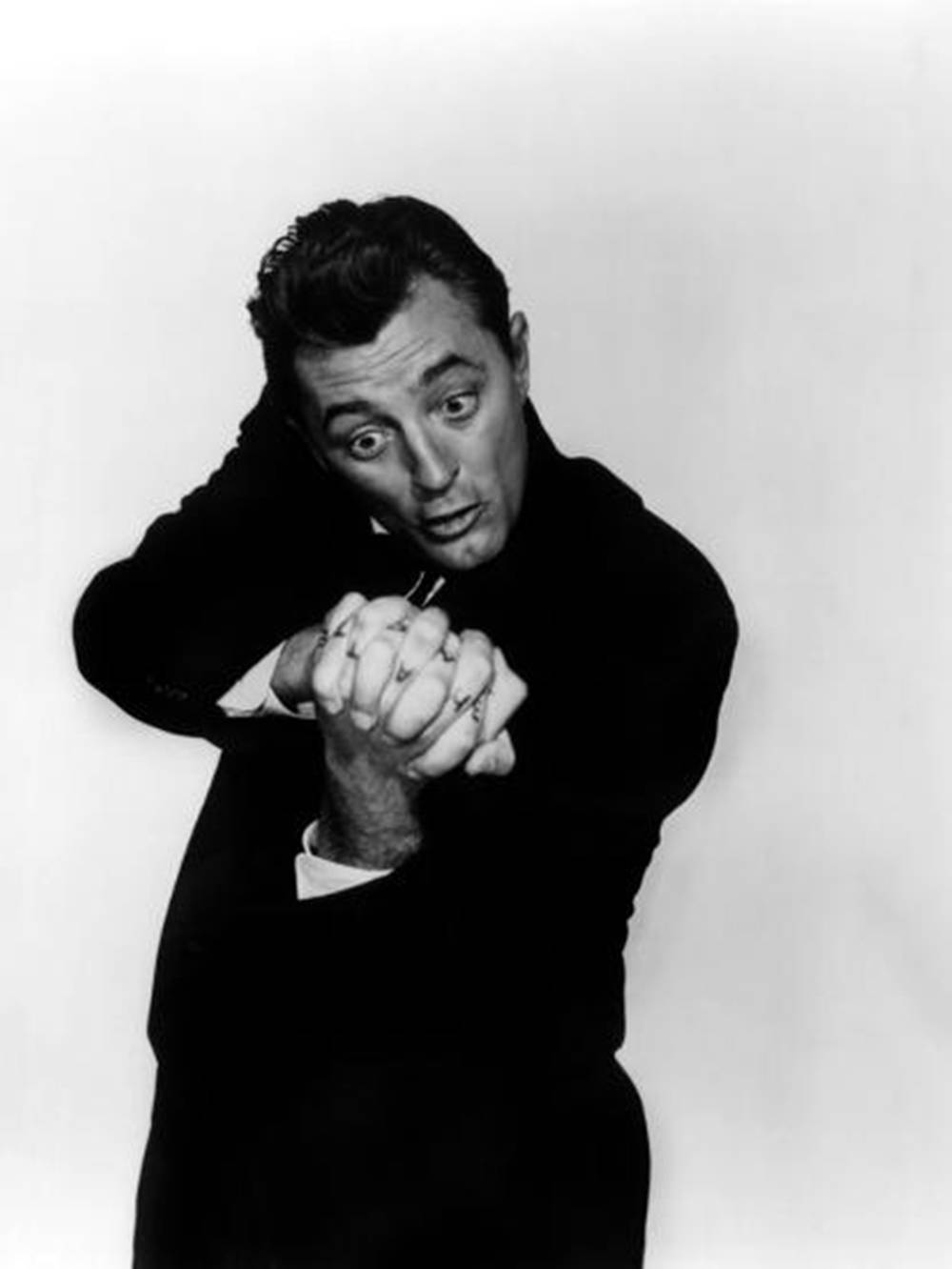 Robert Mitchum, black and white fist, dark suit, HD Phone Wallpaper