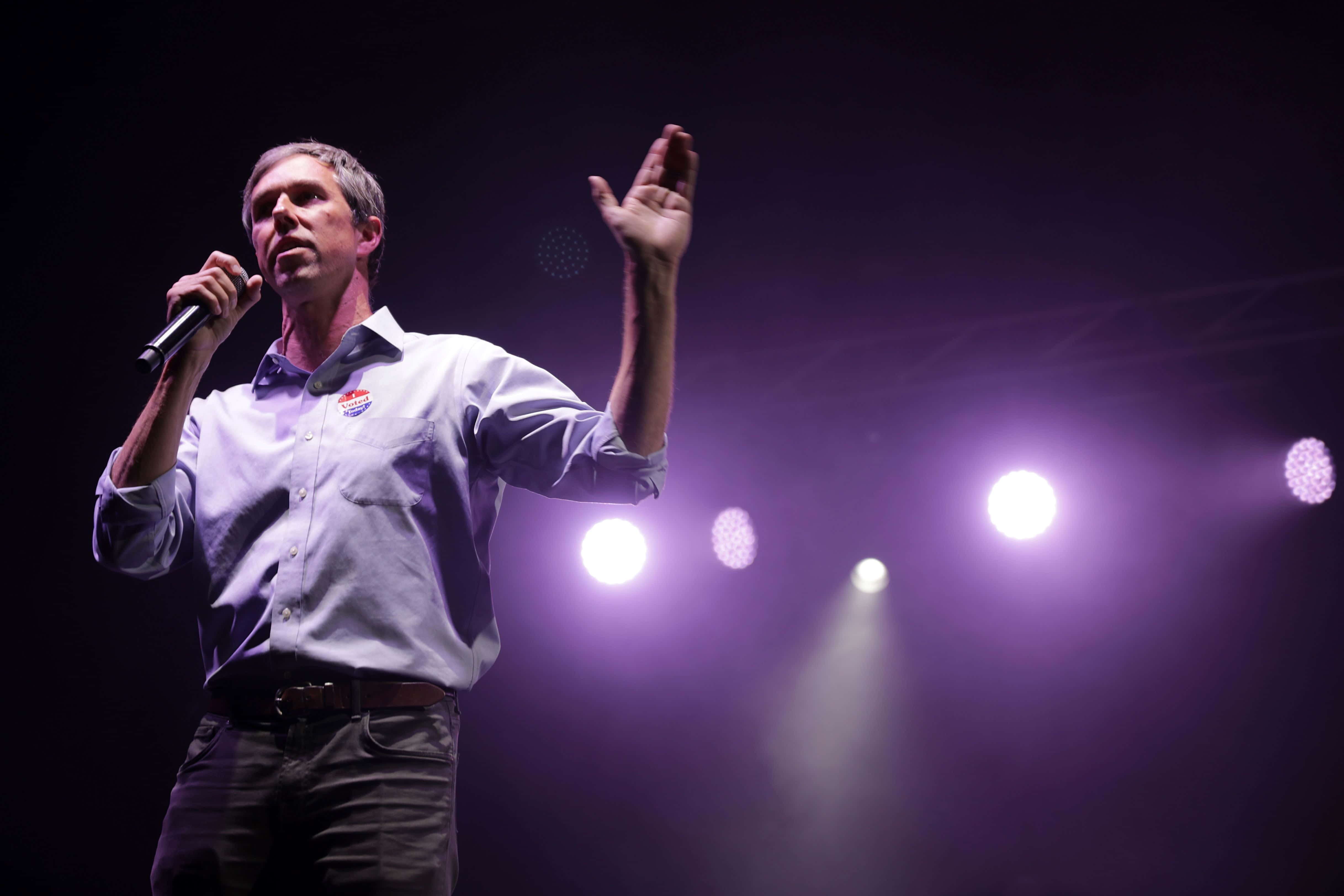Robert O'Rourke, political rally, microphone, 4K Desktop Wallpaper