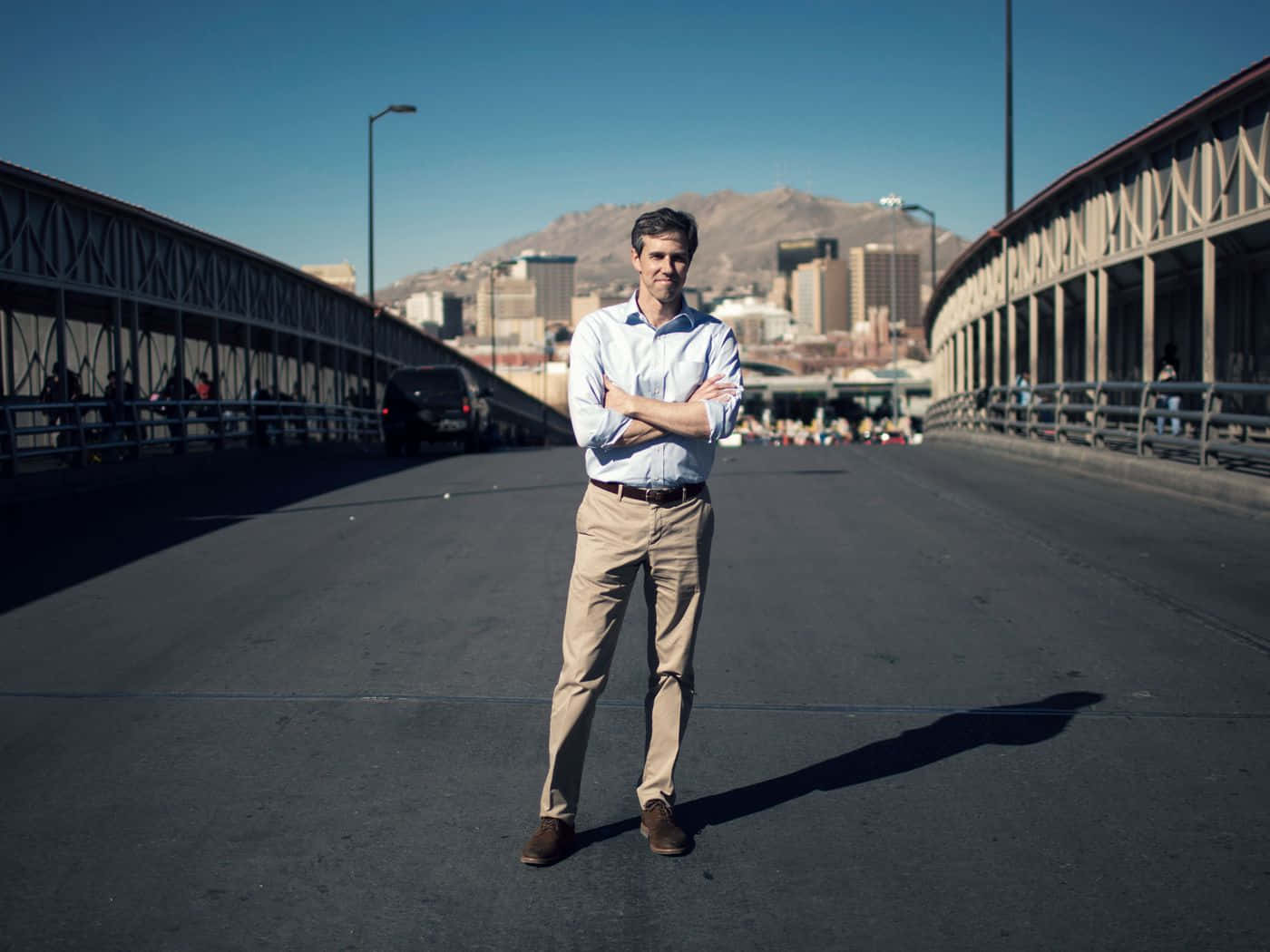 Robert O'rourke, wide bridge, clear blue skies, HD Desktop Wallpaper