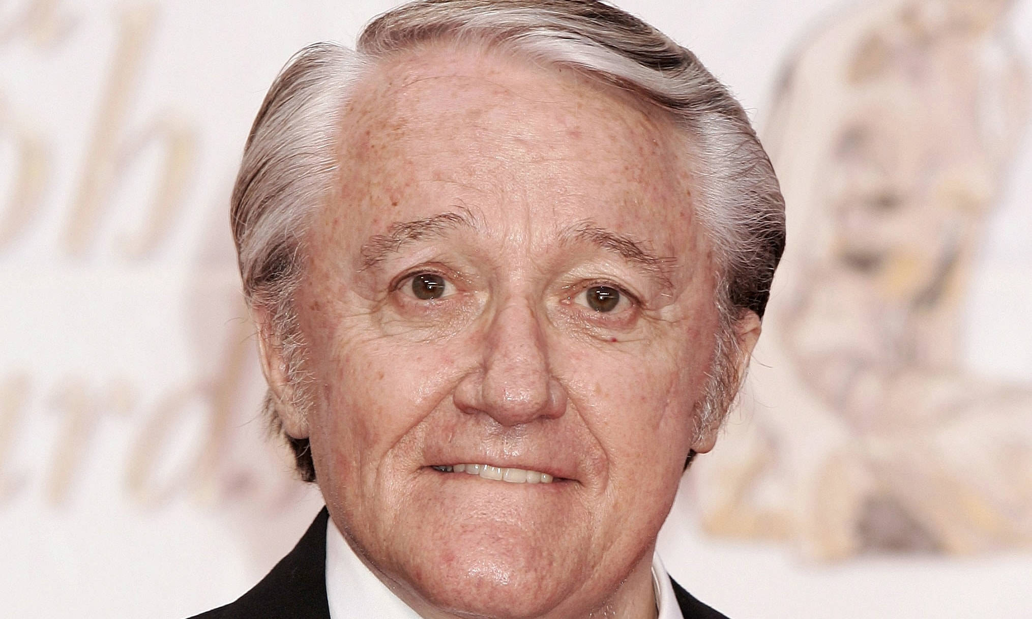 Robert Vaughn, gray hair, black suit, Full HD Desktop Wallpaper
