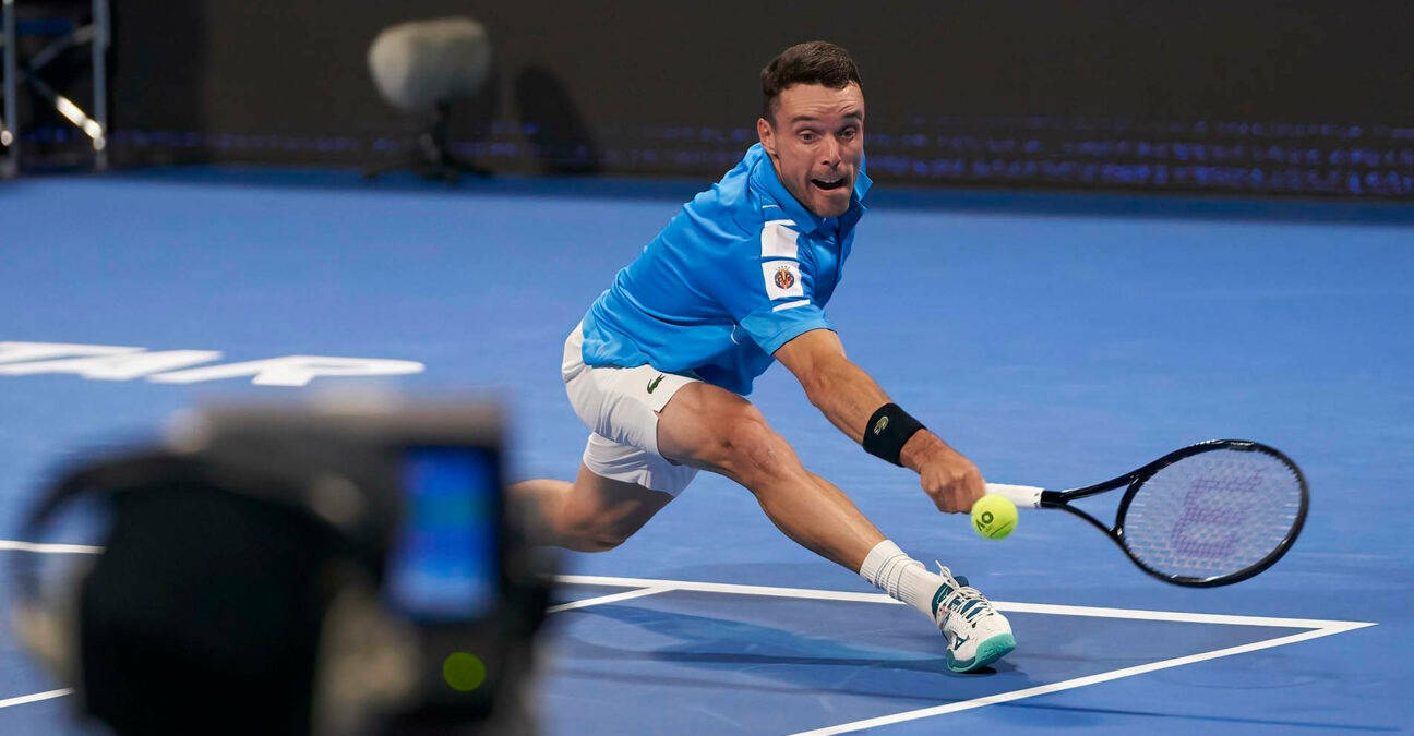 Roberto Bautista Agut, blue shirt, blue court, HD Desktop Wallpaper