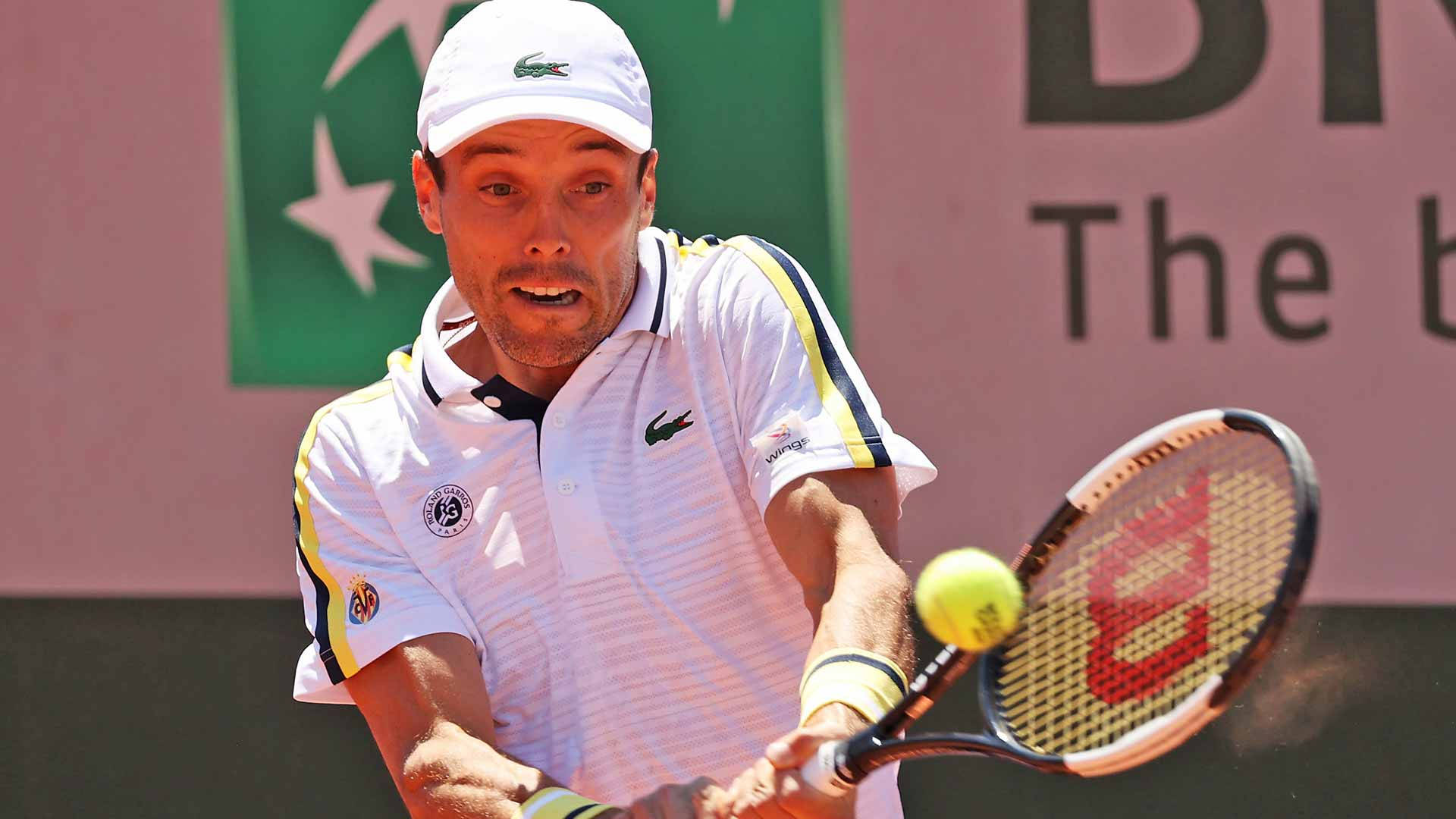 Roberto Bautista Agut, white gear, yellow ball, Full HD Desktop Wallpaper