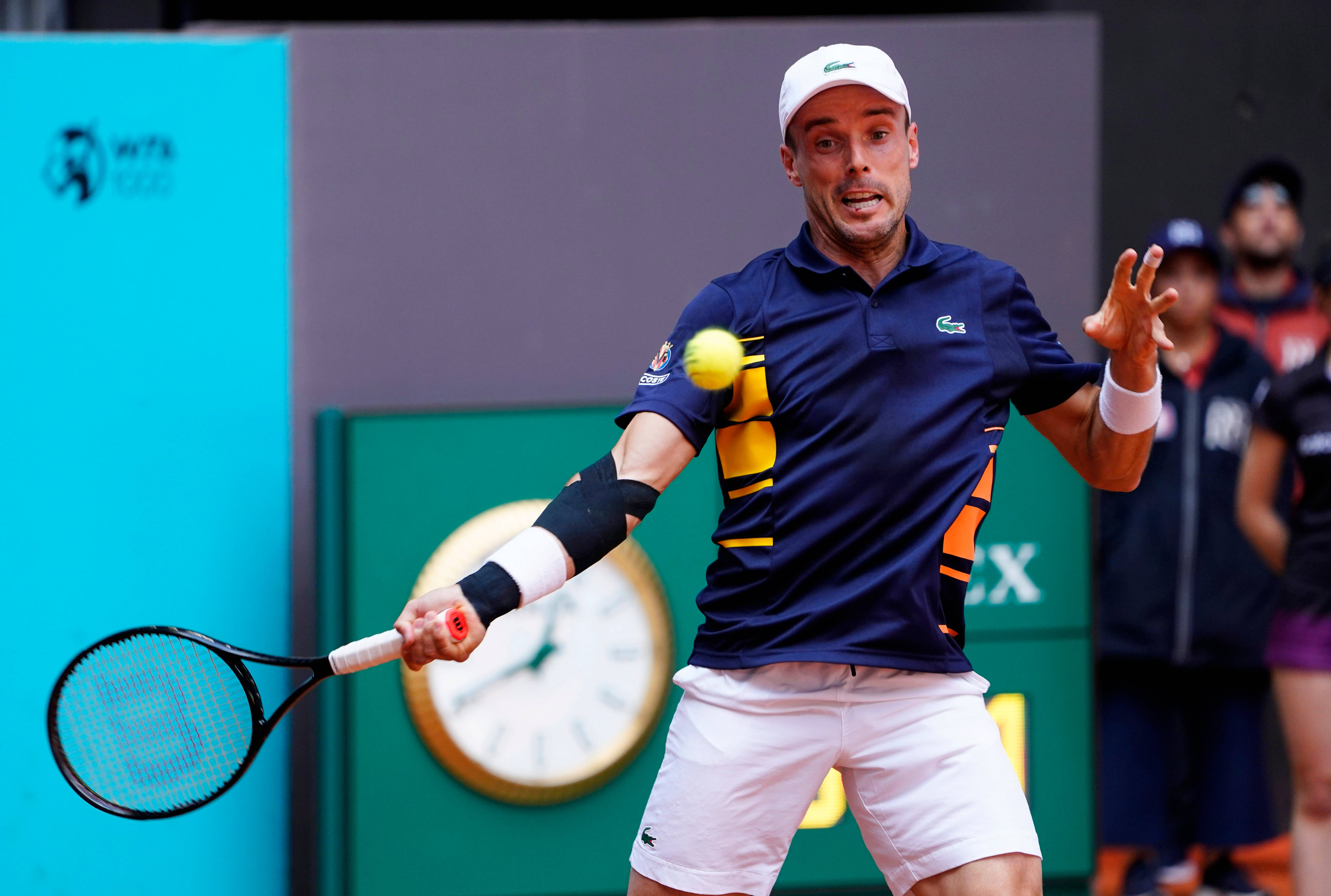 Roberto Bautista Agut, clay court, yellow ball, 5K Desktop Wallpaper