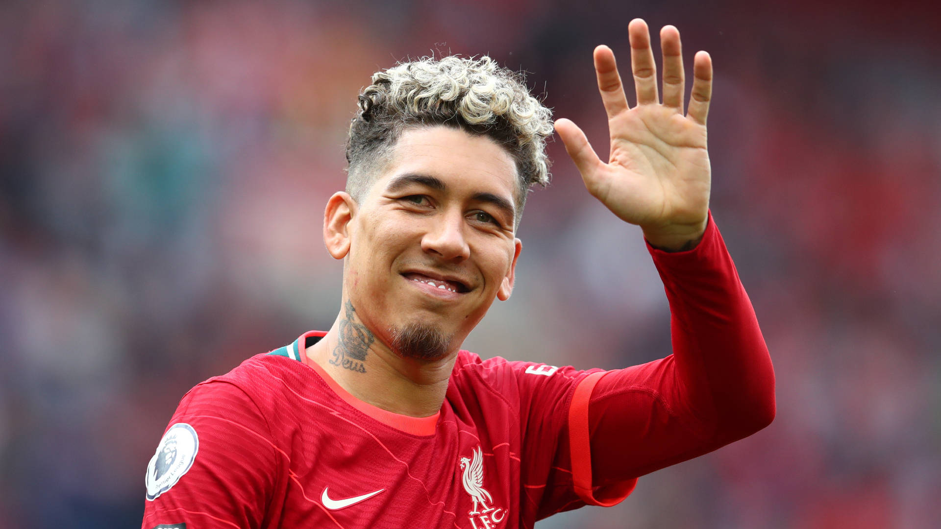 Roberto Firmino, red Liverpool jersey, curly silver-tipped hair, Full HD Desktop Wallpaper
