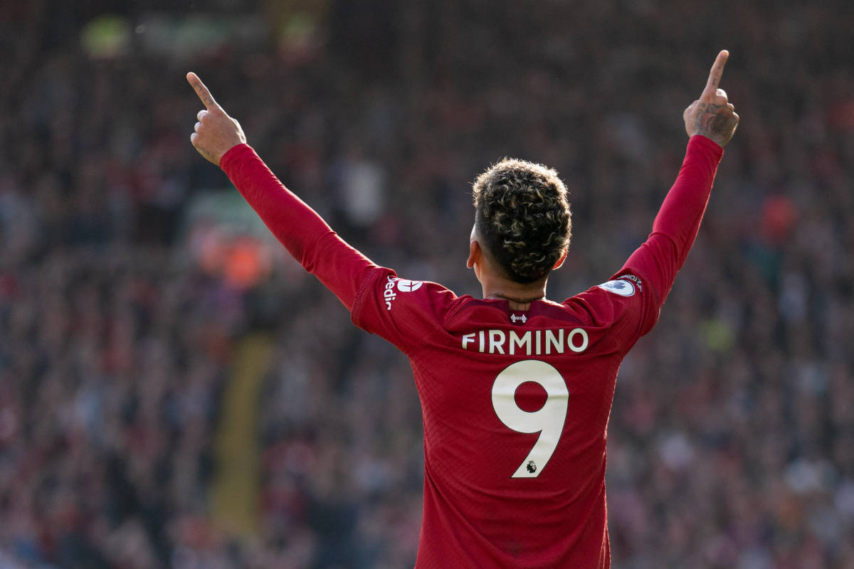 Roberto Firmino, red jersey, number 9, SD Desktop Wallpaper
