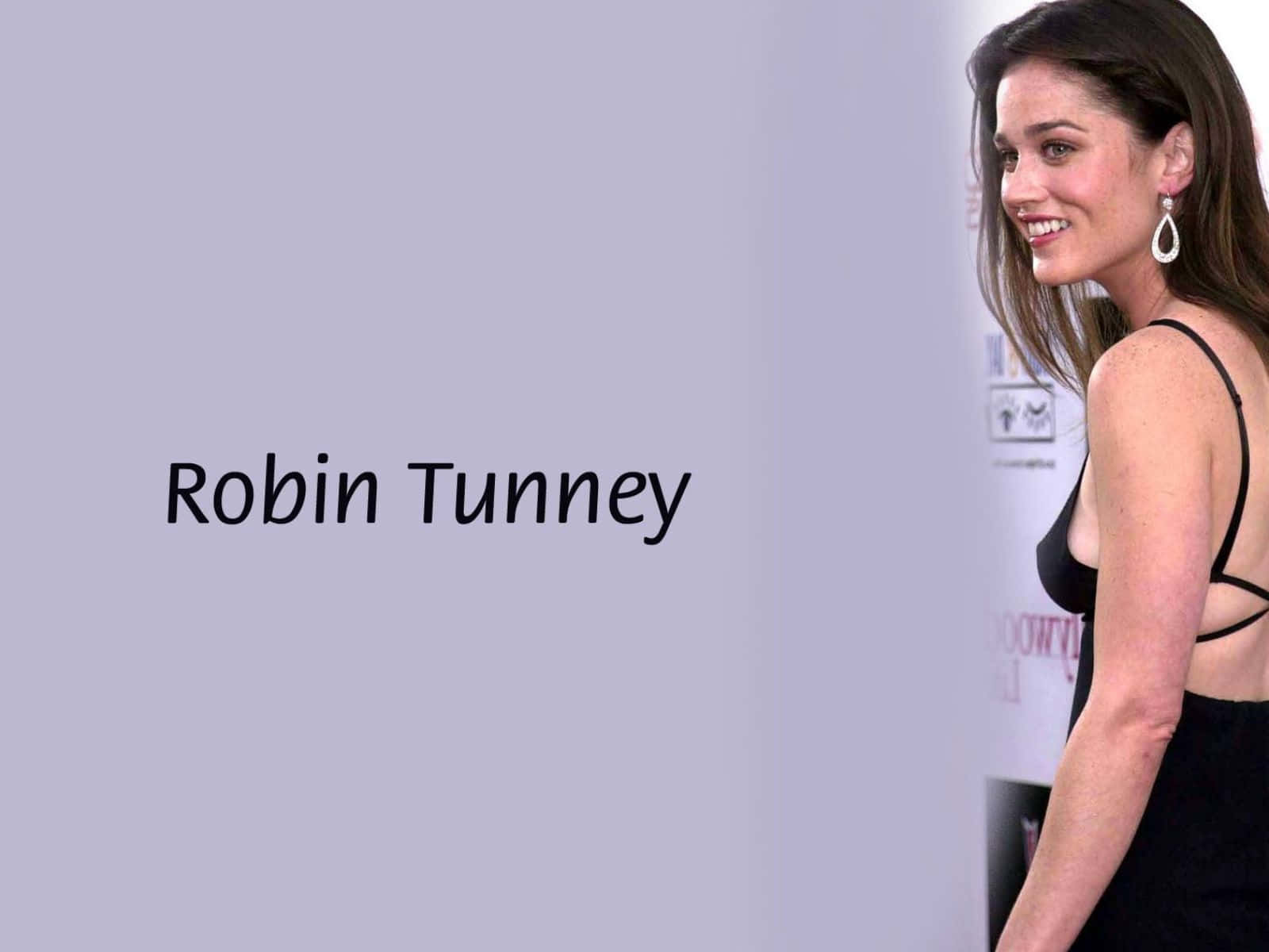 Robin Tunney, black dress, plain lavender backdrop, HD Desktop Wallpaper