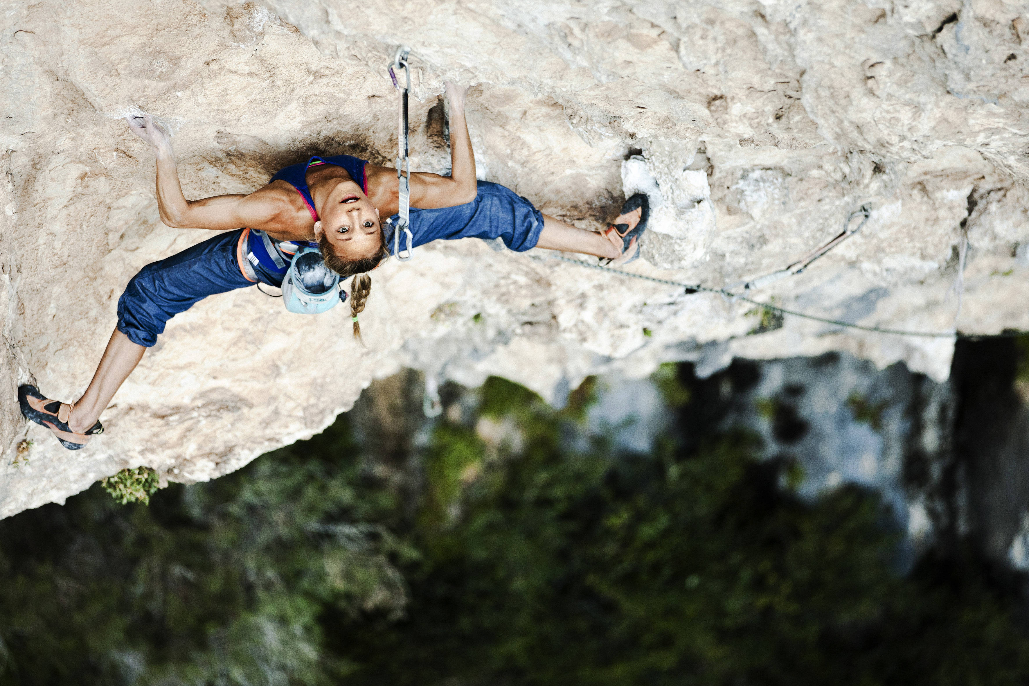 Incredible Woman, rock climber, cliff face, 2K Desktop Wallpaper
