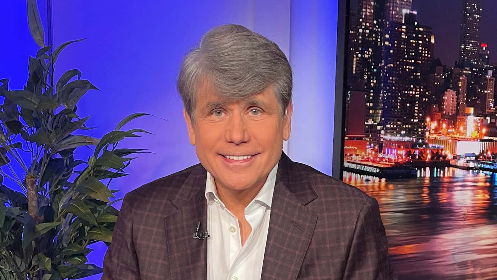 Rod Blagojevich, ear-to-ear smile, checkered suit, HD Desktop Wallpaper