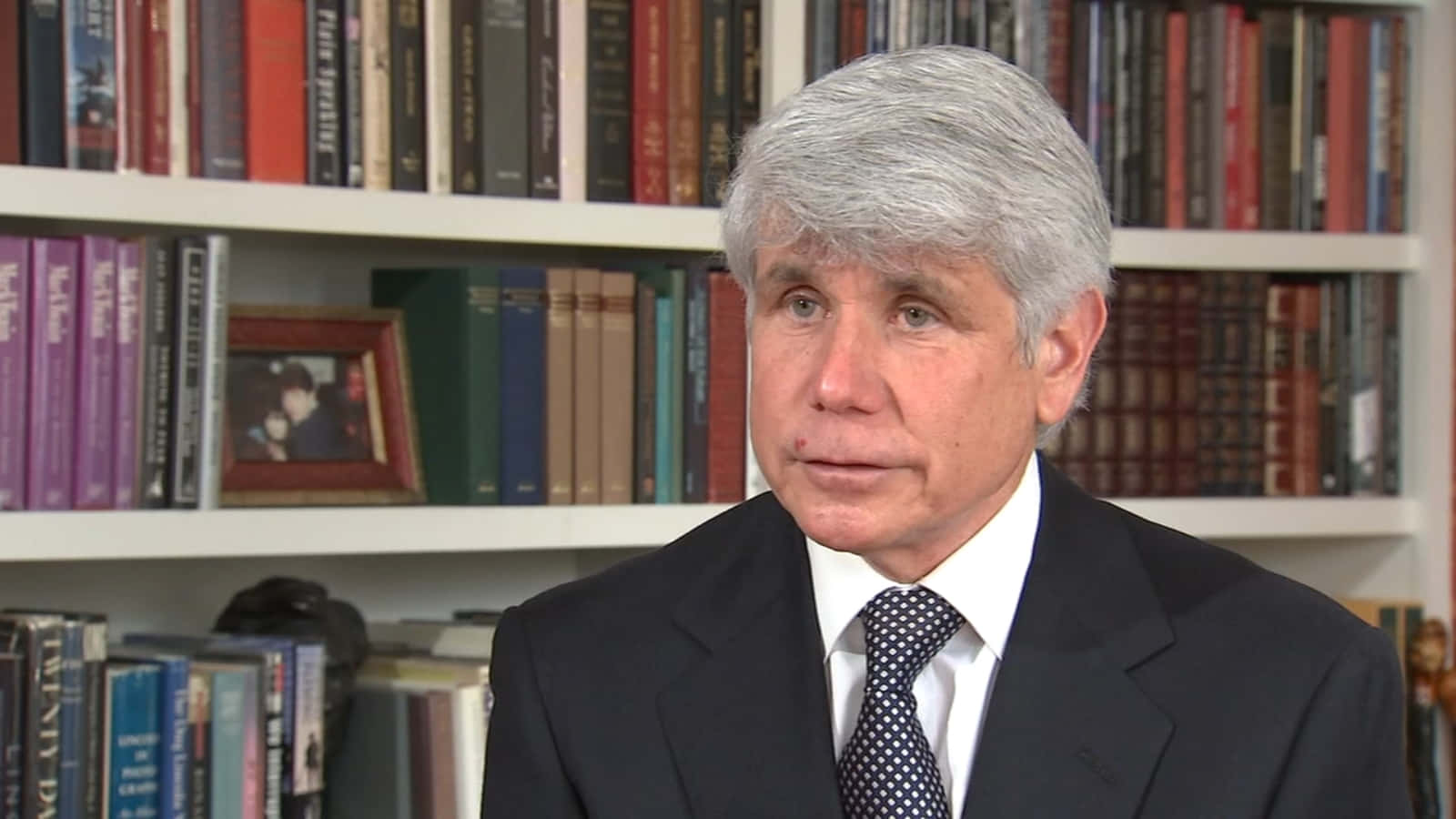 Rod Blagojevich, dark suit, polka dot tie, HD Desktop Wallpaper