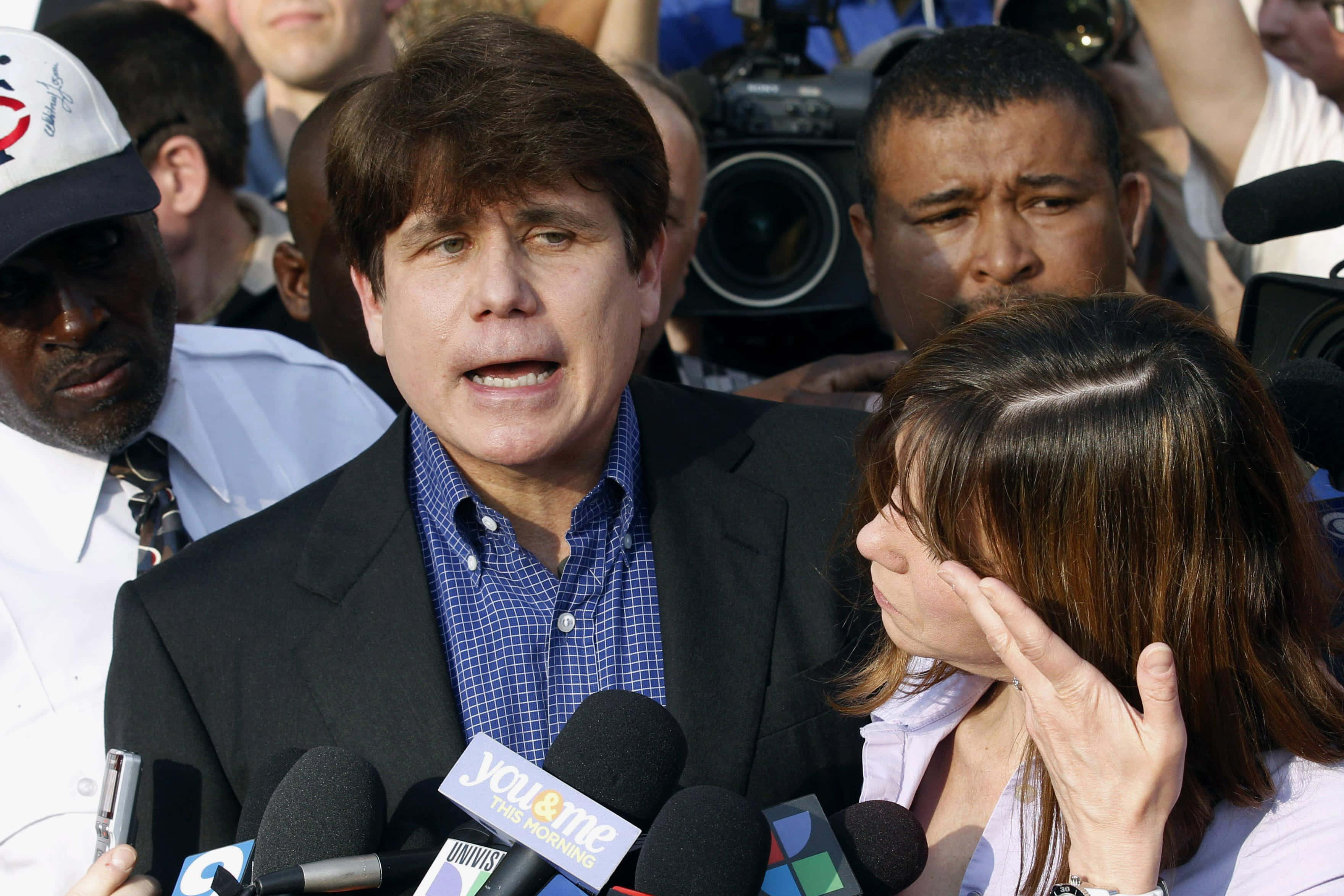 Rod Blagojevich, suit, outdoor press event, 2K Desktop Wallpaper