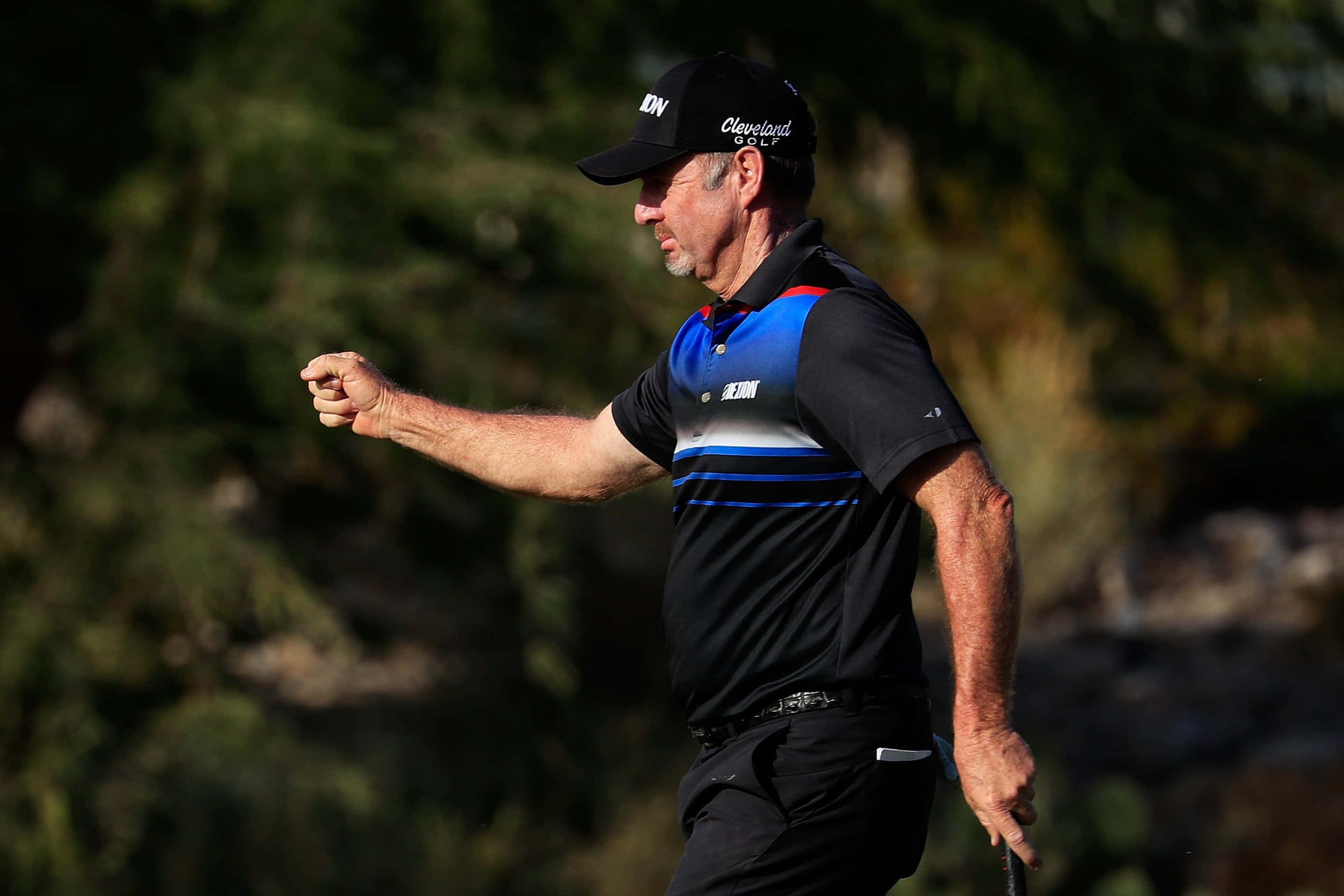 Rod Pampling, black cap, blue striped shirt, 2K Desktop Wallpaper