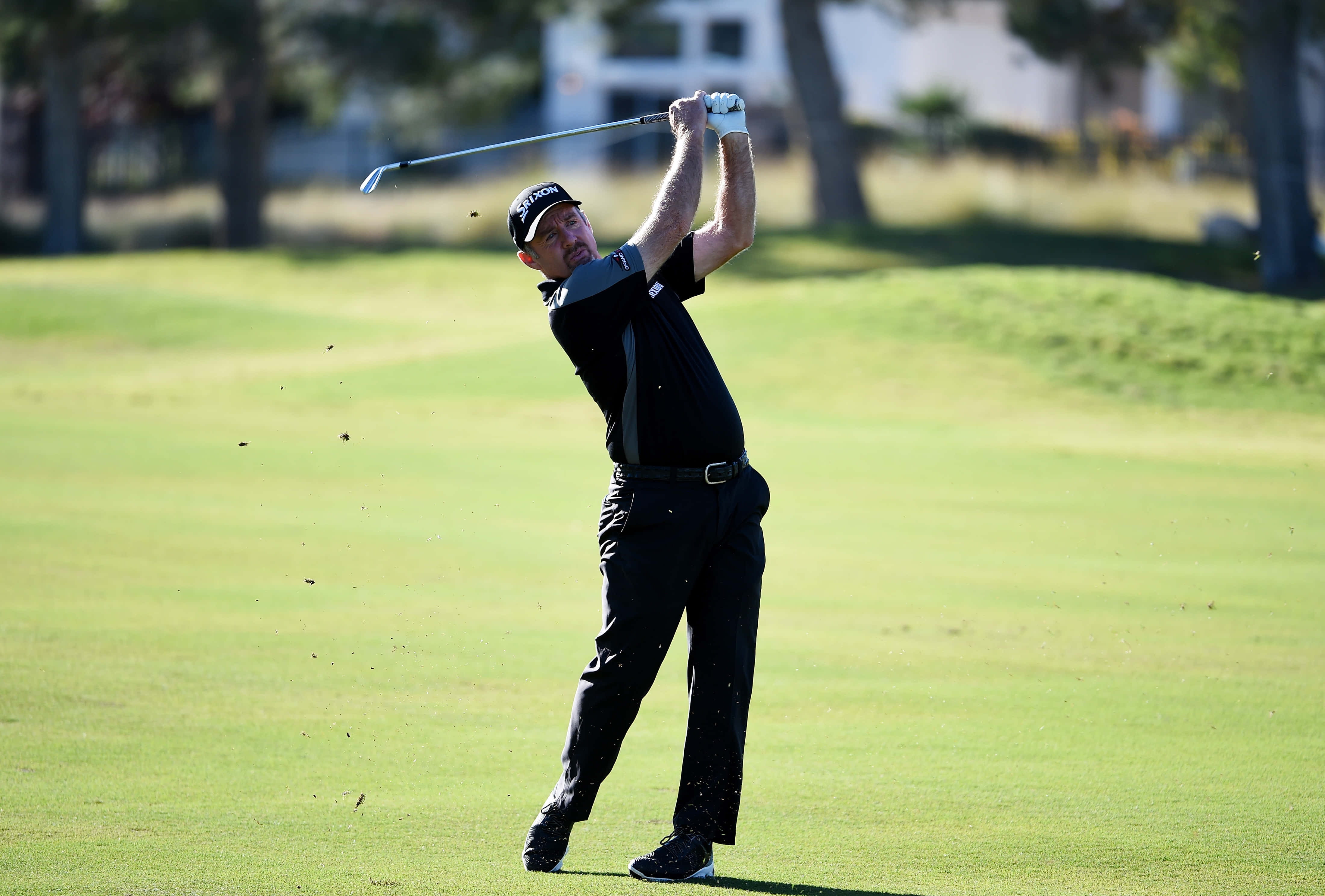 Rod Pampling, swinging club, sunlit fairway, 4K Desktop Wallpaper