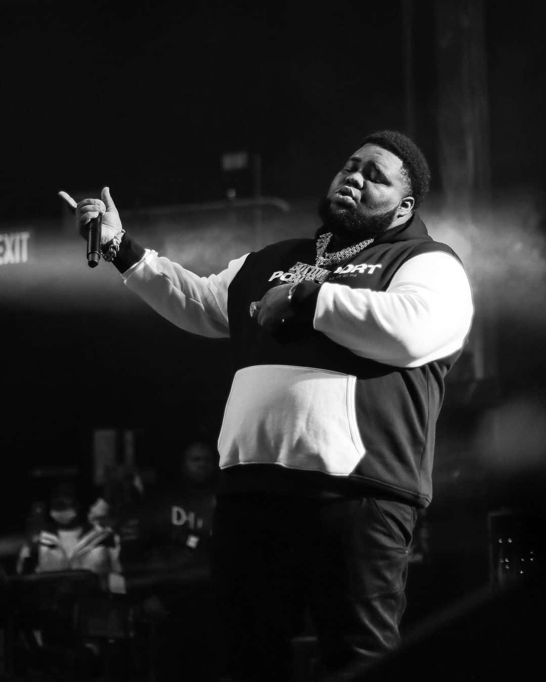 Rod Wave, concert performance, black and white, HD Phone Wallpaper