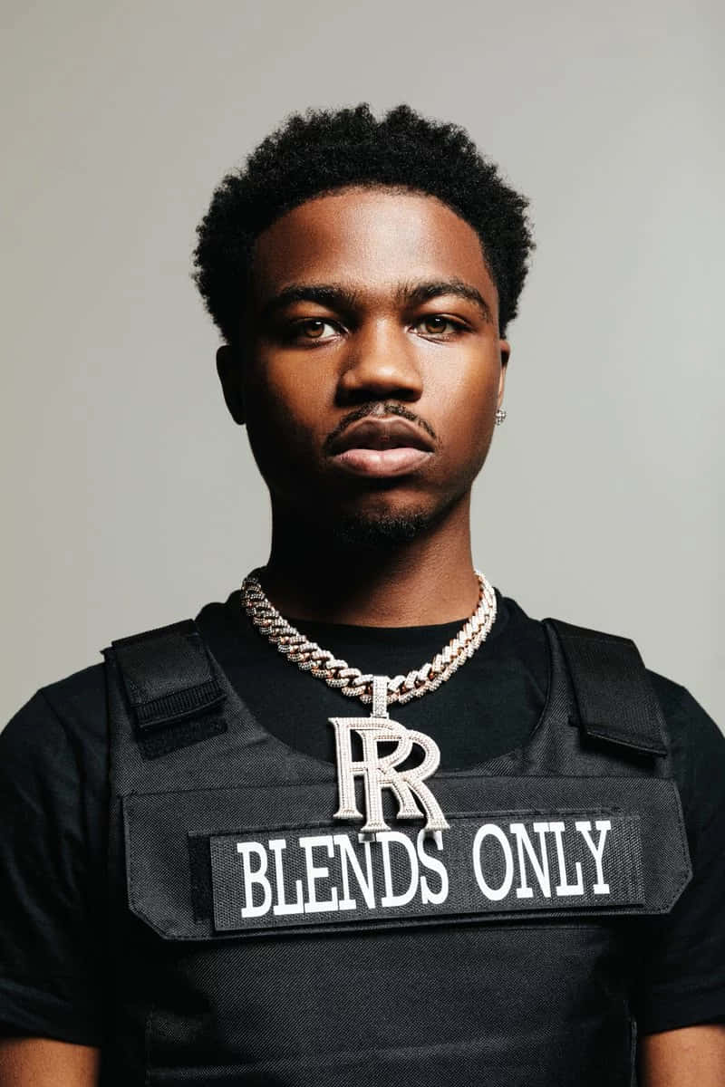 Roddy Ricch, BLEND ONLY, black vest, SD Phone Wallpaper