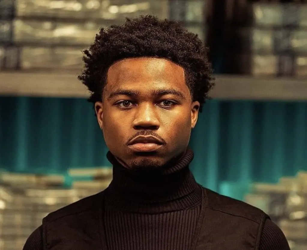 Roddy Ricch, black turtleneck, curly hair, SD Desktop Wallpaper