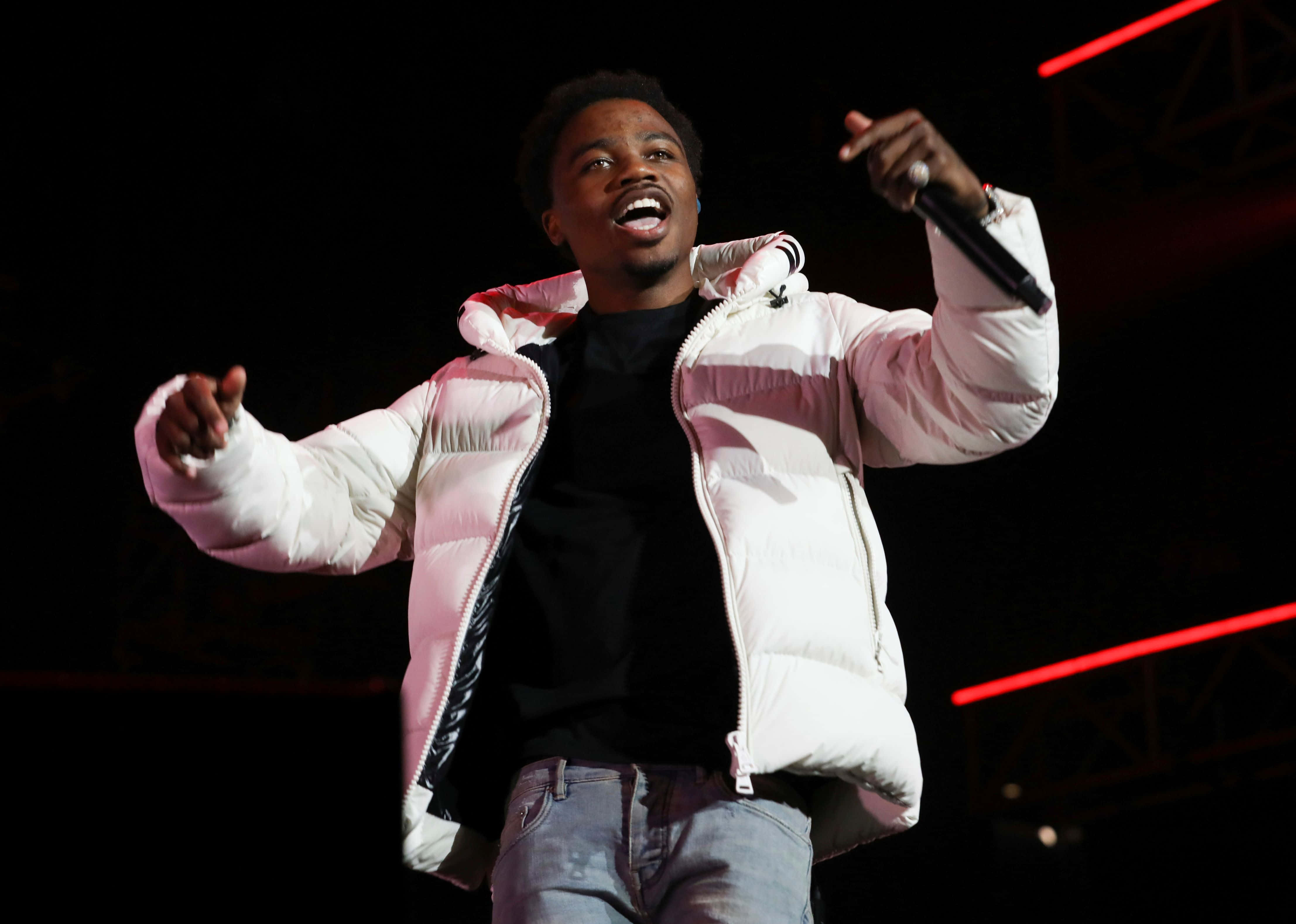 Roddy Ricch, white puffer jacket, red beams, 4K Desktop Wallpaper