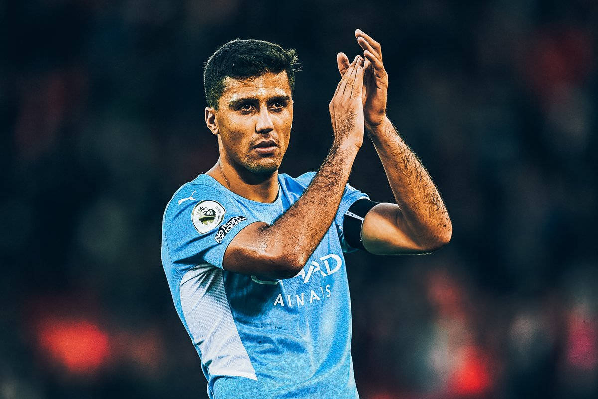 Rodri, light blue jersey, stadium crowd, SD Desktop Wallpaper