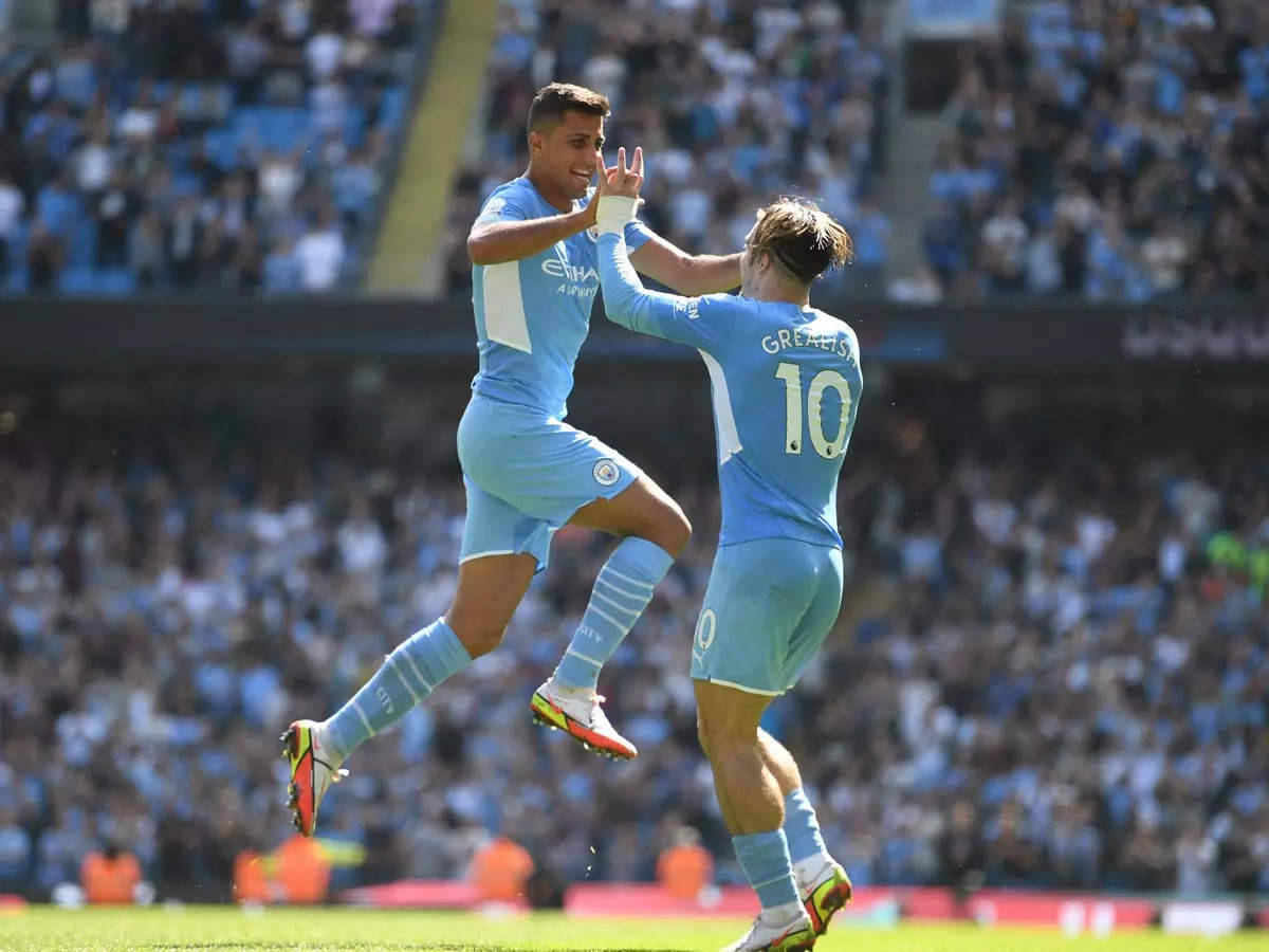 Rodri, goal celebration, high-five, SD Desktop Wallpaper