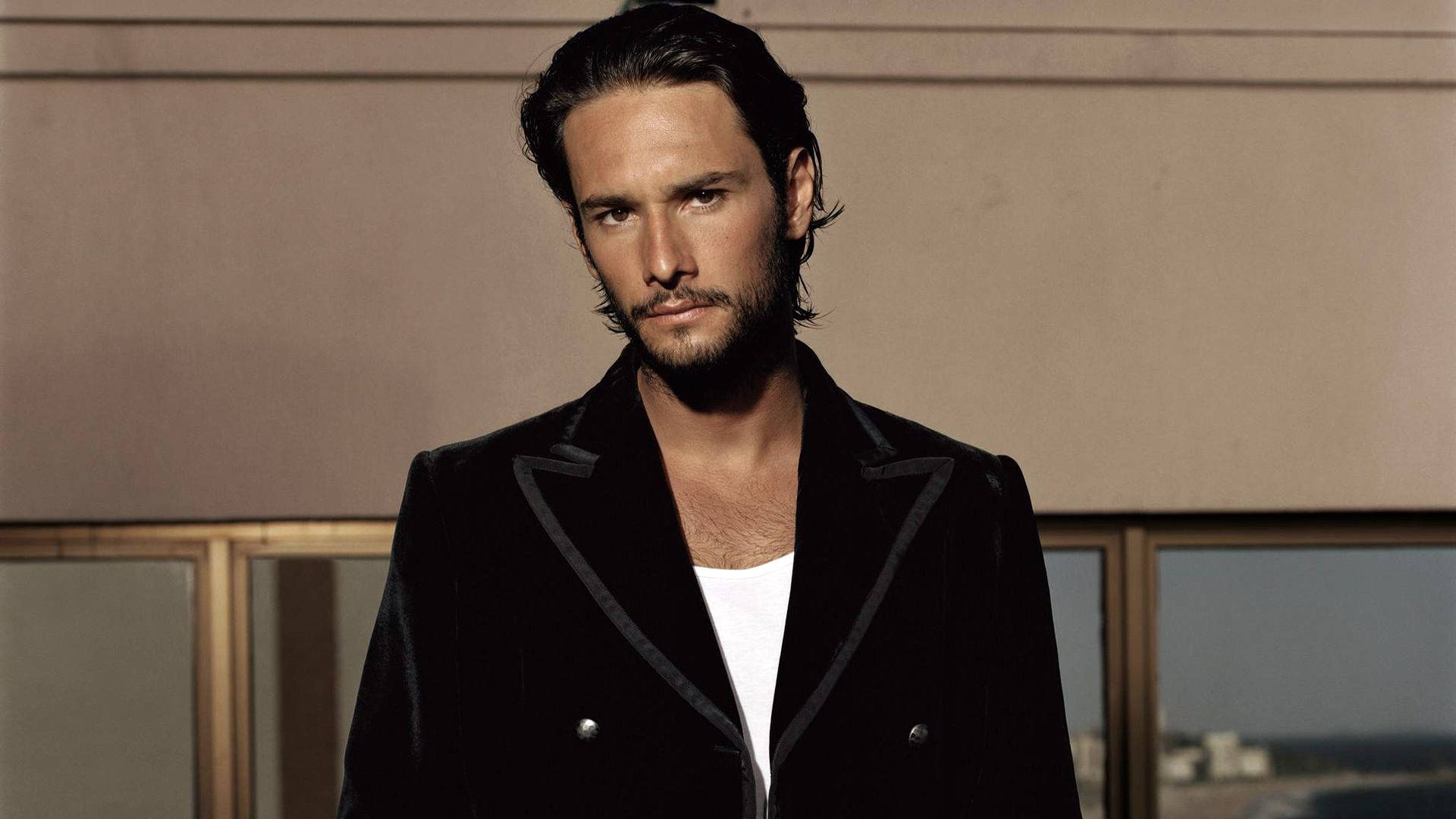 Rodrigo Santoro, black velvet blazer, white shirt, Full HD Desktop Wallpaper