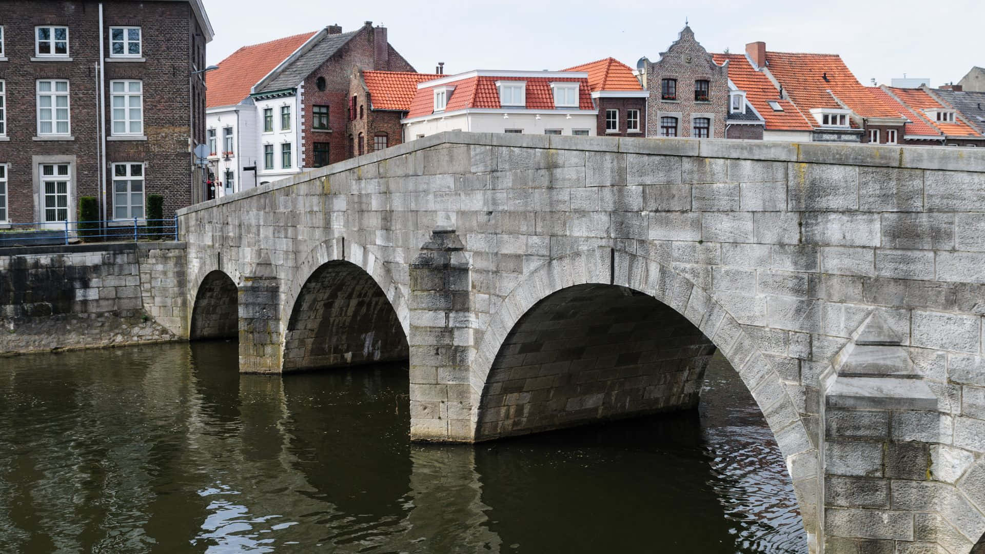Roermond, stone arch bridge, calm canal, Full HD Desktop Wallpaper