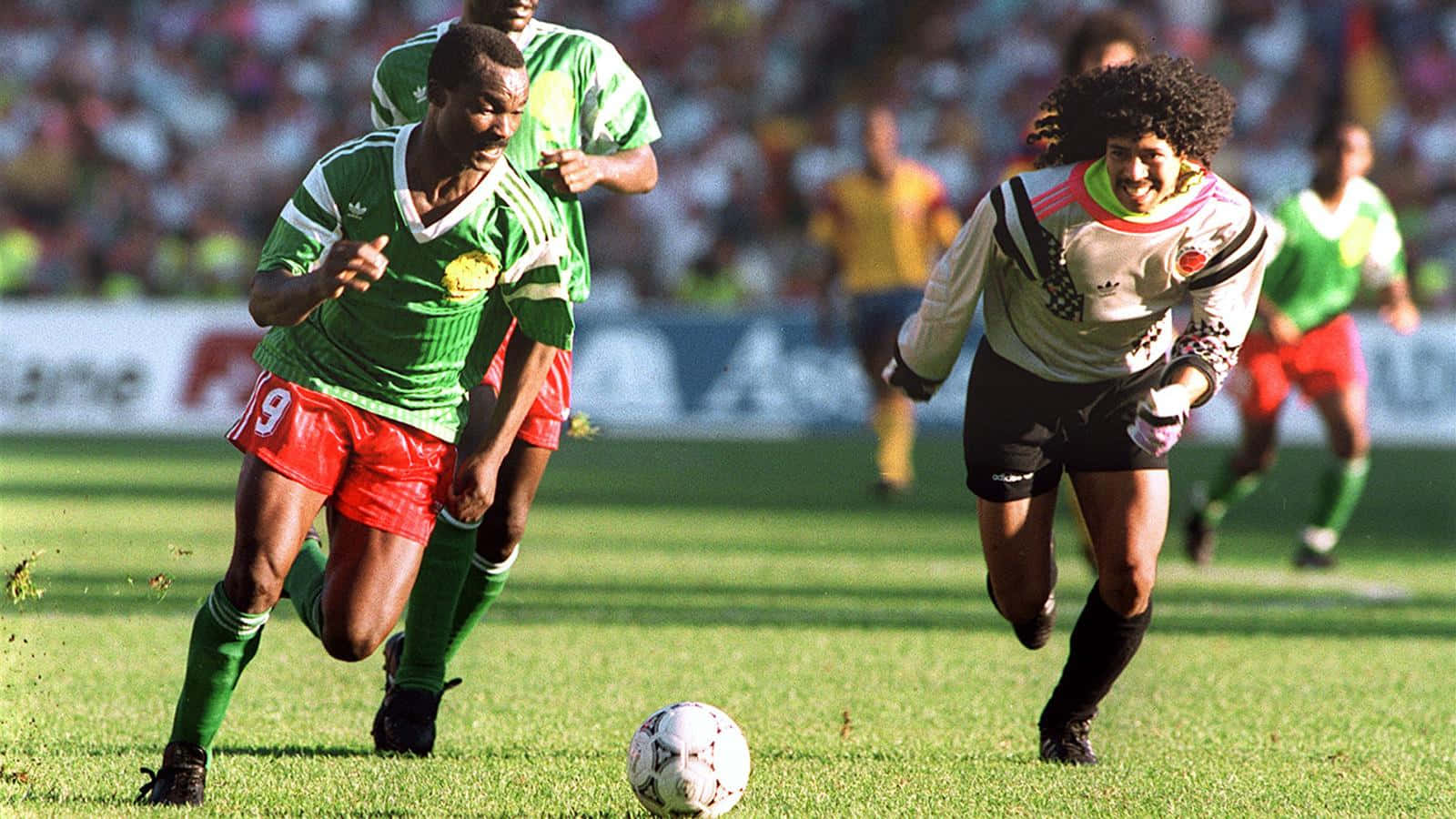 Roger Milla, green and red, patterned jersey, HD Desktop Wallpaper