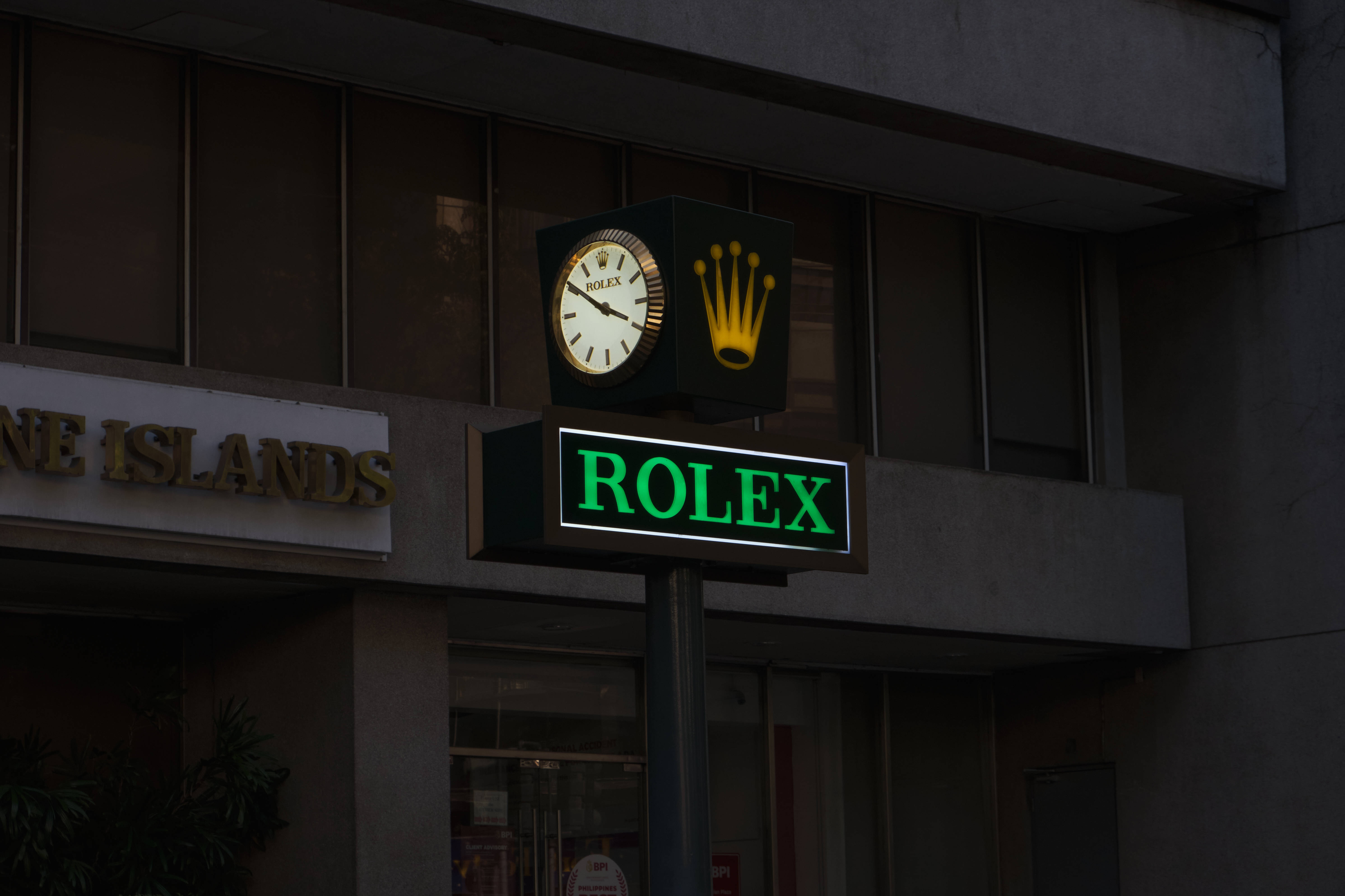Rolex Logo, clock signage, glowing green, 5K Desktop Wallpaper