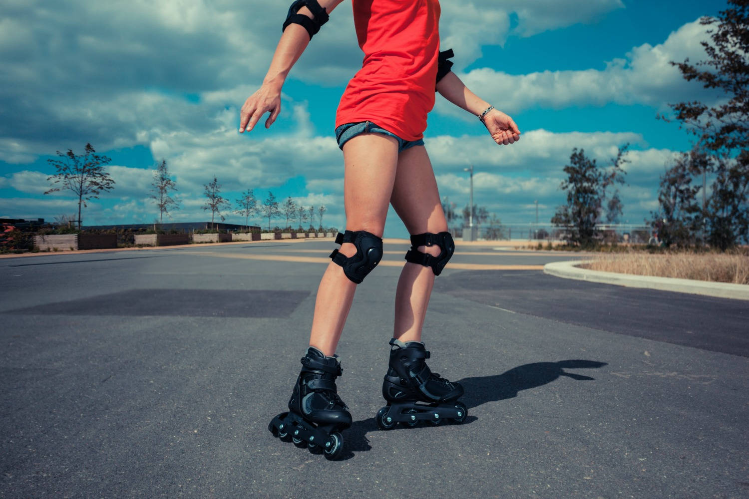 matte black, rollerblading shoes, red shirt, HD Desktop Wallpaper