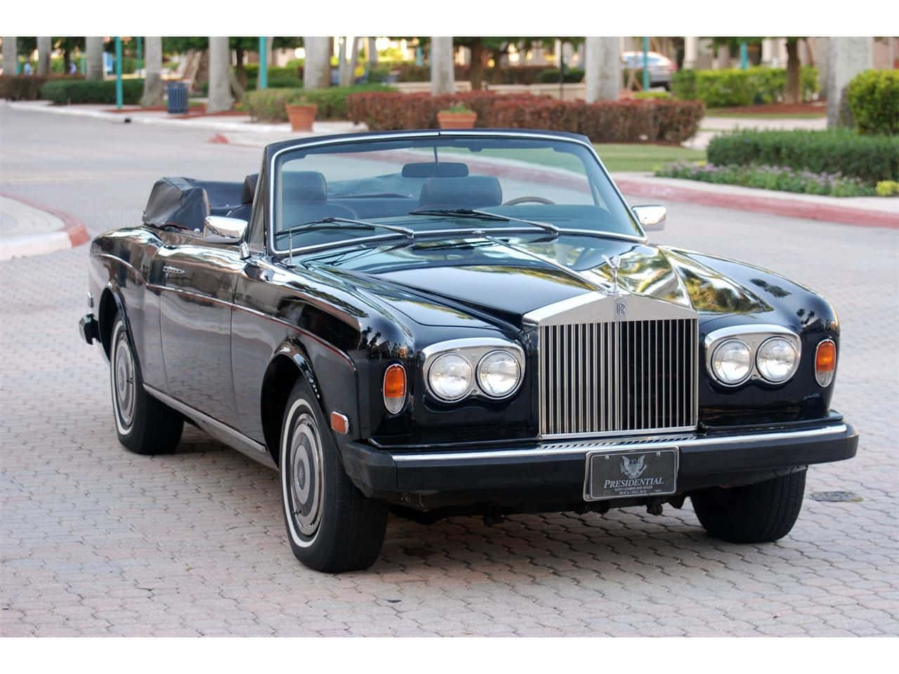 Rolls Royce Corniche, glossy black, convertible, HD Desktop Wallpaper
