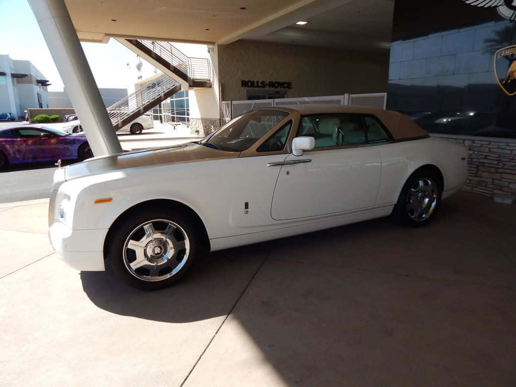 Rolls Royce Phantom Drophead Coupe, pristine white, chrome wheels, SD Desktop Wallpaper