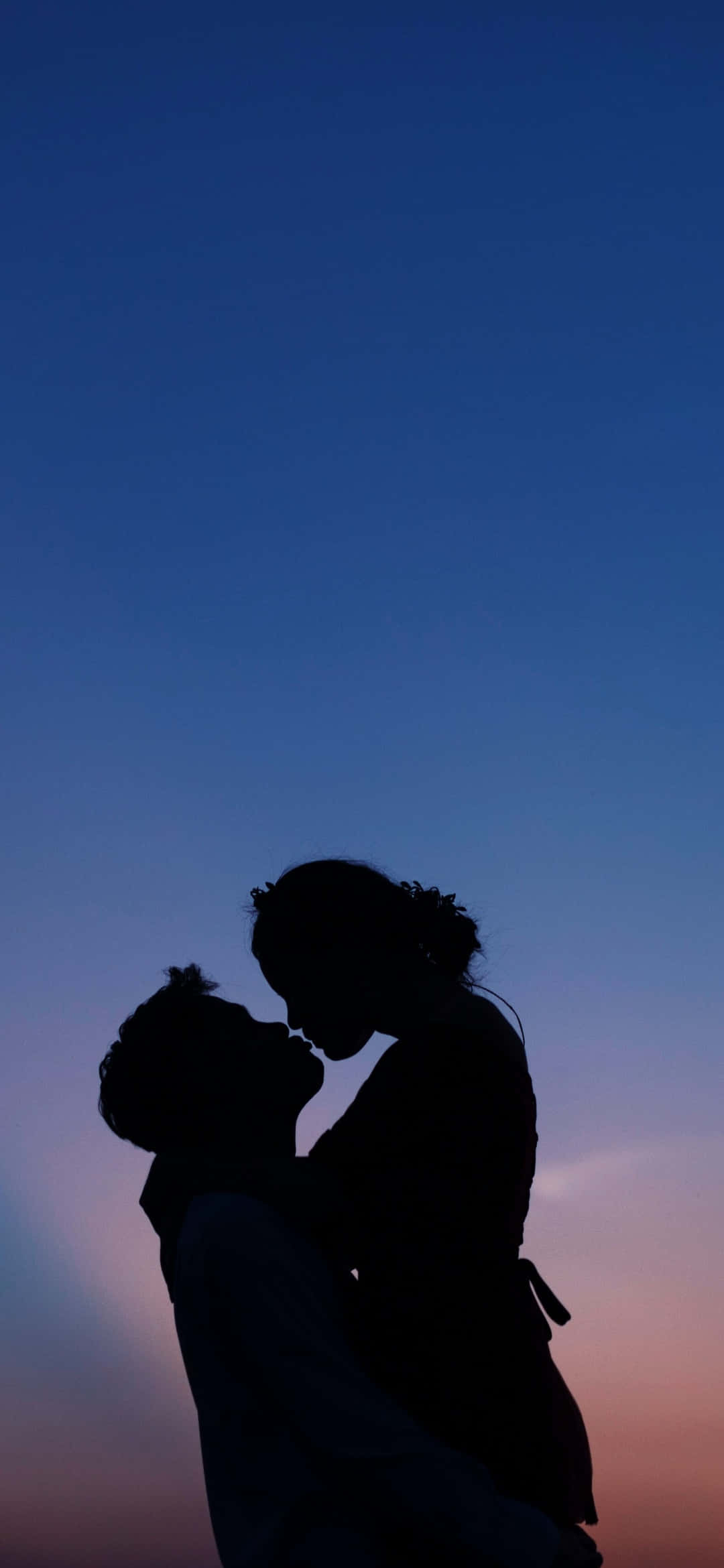 twilight kiss silhouette, twilight sky, deep blue, Full HD Phone Wallpaper