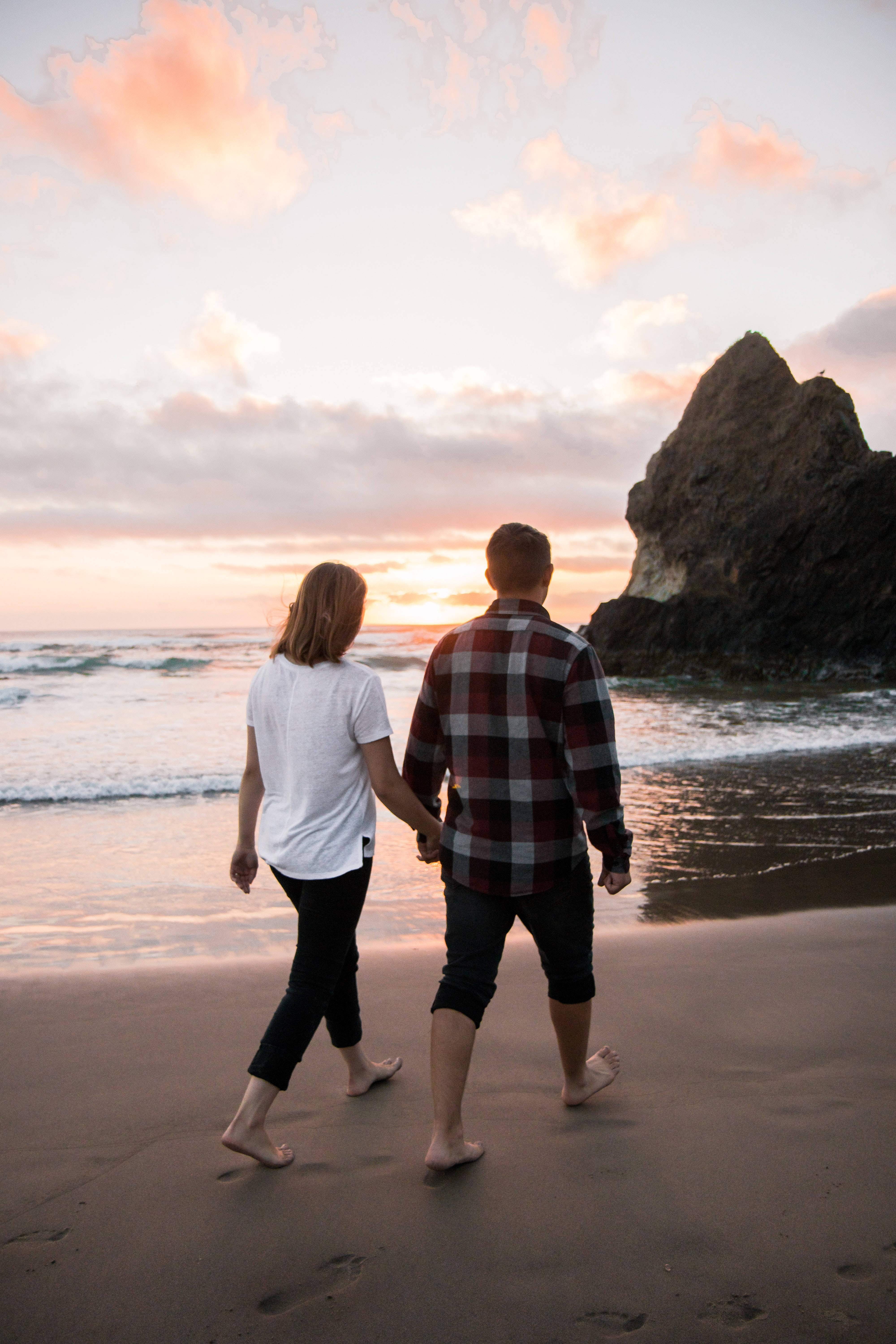 Romantic Couple, sandy beach, sunset, 5K Phone Wallpaper