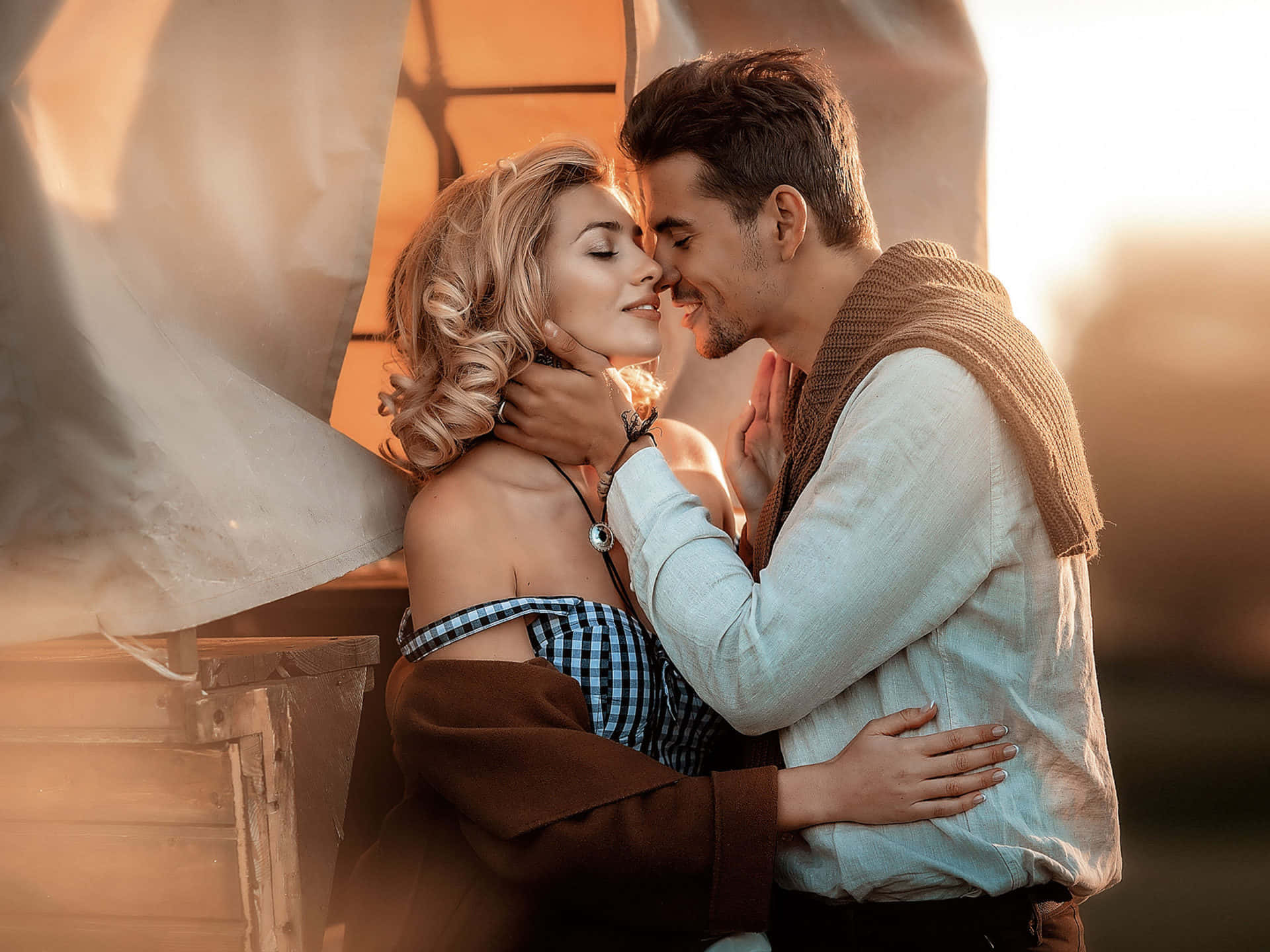 Romantic Western Couple, golden sunset, intimate moment, Full HD Desktop Wallpaper