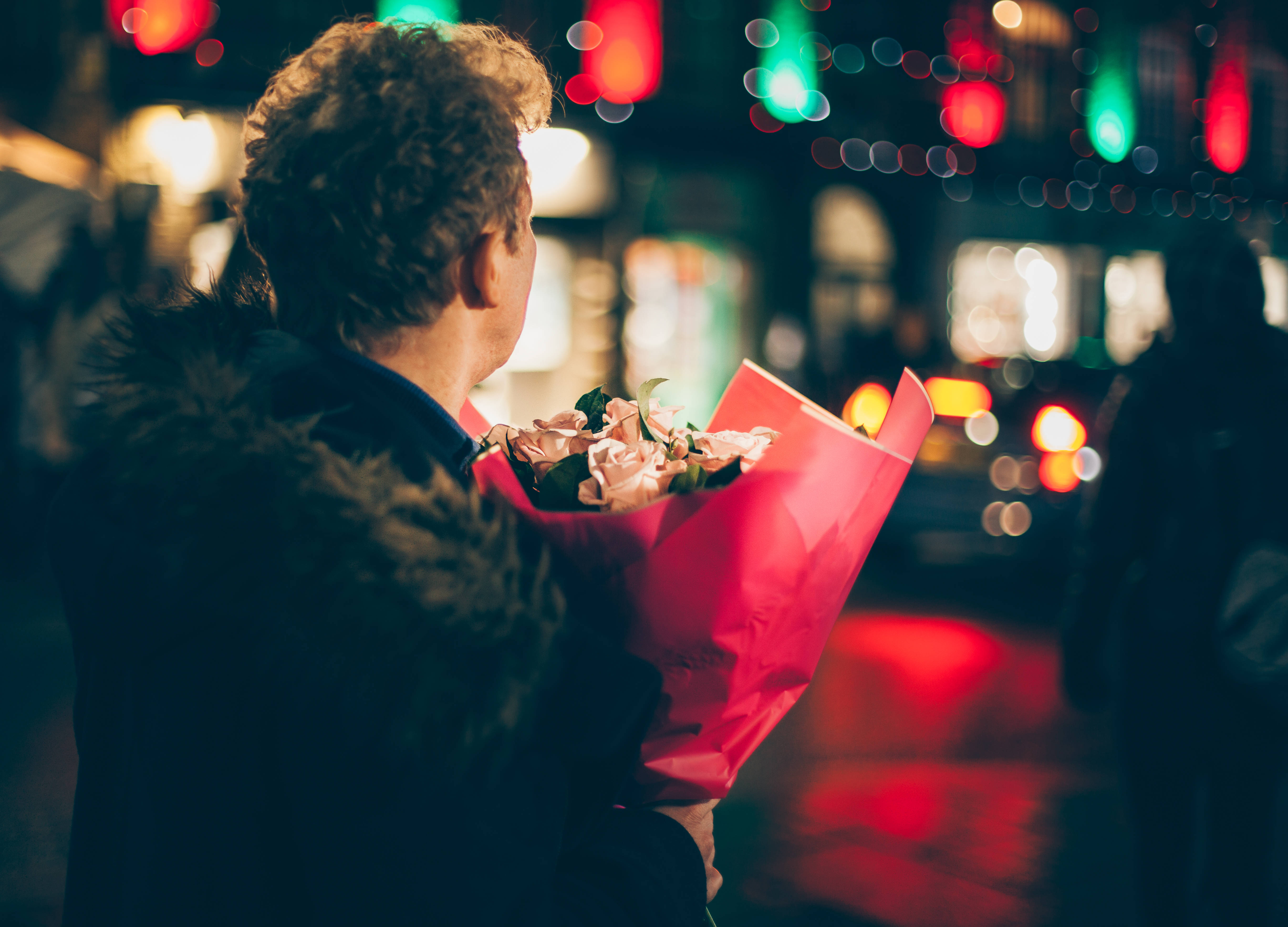 Romantic Love Flowers, pink roses, vibrant red and green city lights, 5K Desktop Wallpaper