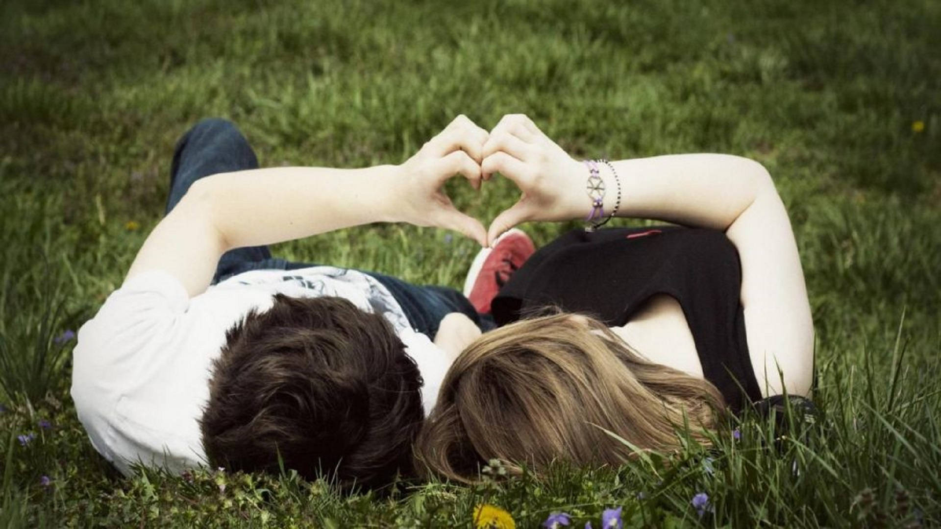 couple, garden, grass, Full HD Desktop Wallpaper