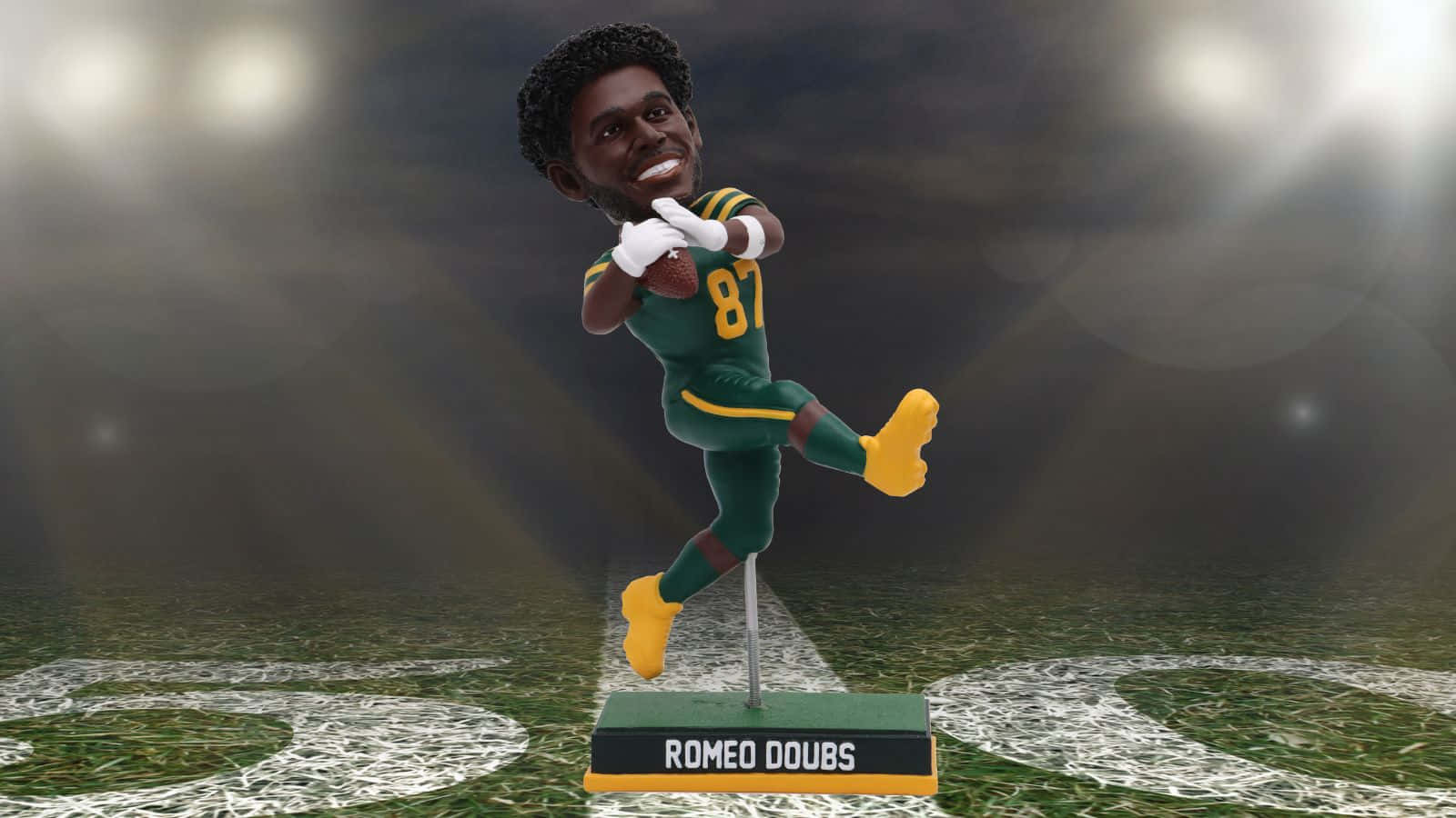 Romeo Doubs, green and yellow Packers uniform, football, HD Desktop Wallpaper
