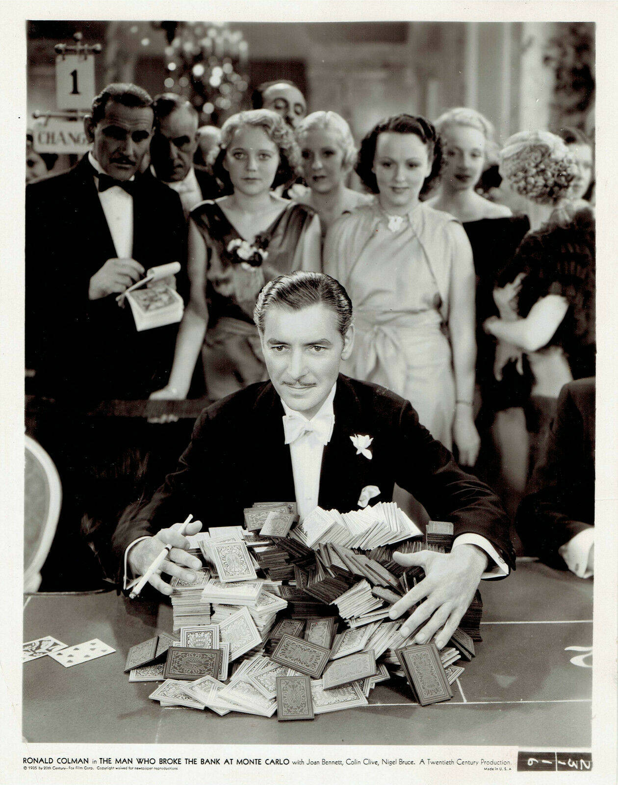Ronald Colman, tuxedo, casino table, HD Phone Wallpaper