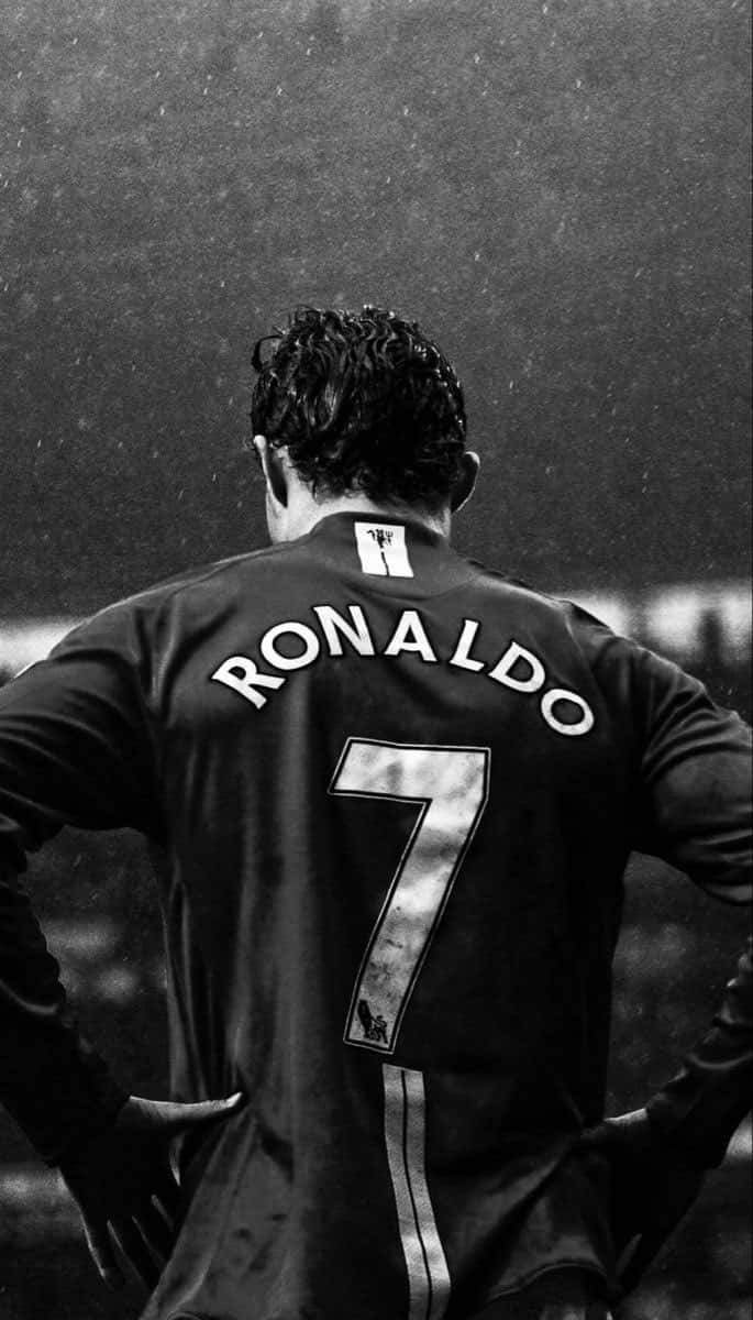 Ronaldo, number 7 jersey, black and white, SD Phone Wallpaper