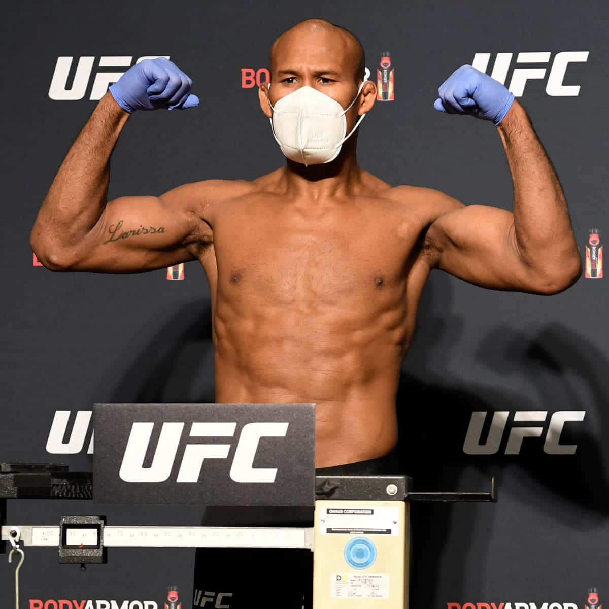 Ronaldo Souza, UFC fighter, face mask, SD Desktop Wallpaper